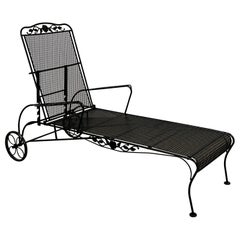 Chaise longue en fer pour l'extérieur Woodard Style