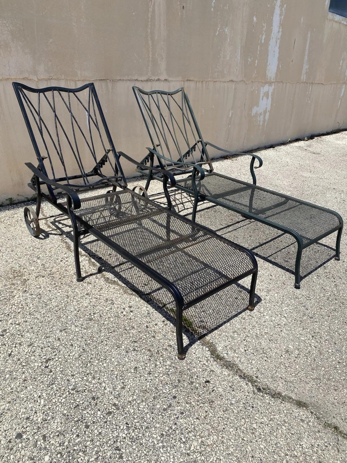 Woodard Style Wrought Iron Lattice Garden Patio Chaise Lounge Chair - a Pair For Sale 4
