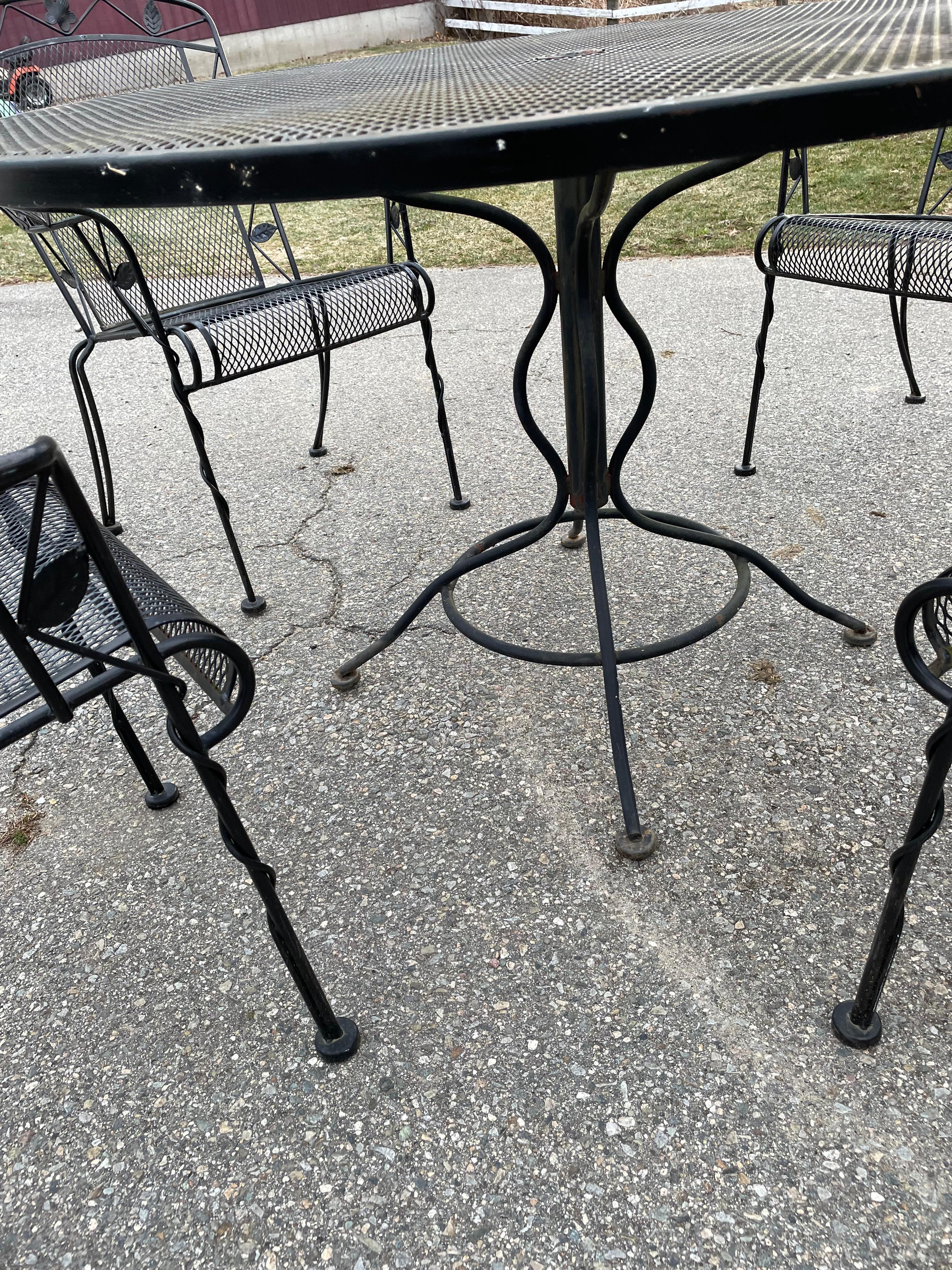 Woodard Wrought Iron Dining Set For Sale 2