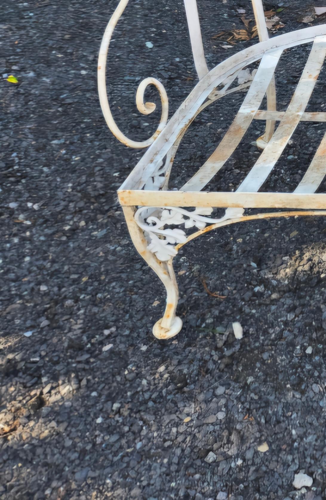 Woodard Wrought Iron Outdoor Patio Furniture For Sale 1