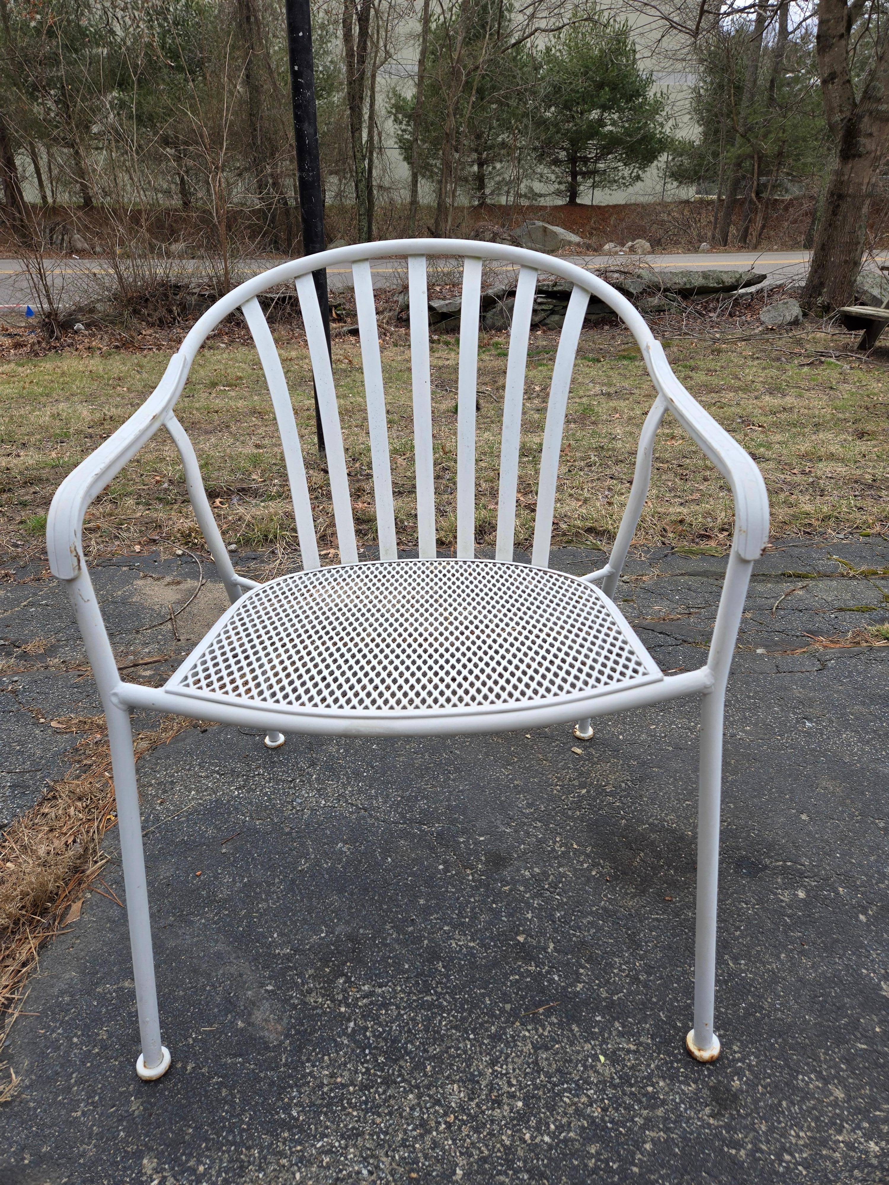 Woodard Wrought Iron Patio Chairs 6 In Good Condition For Sale In Cumberland, RI