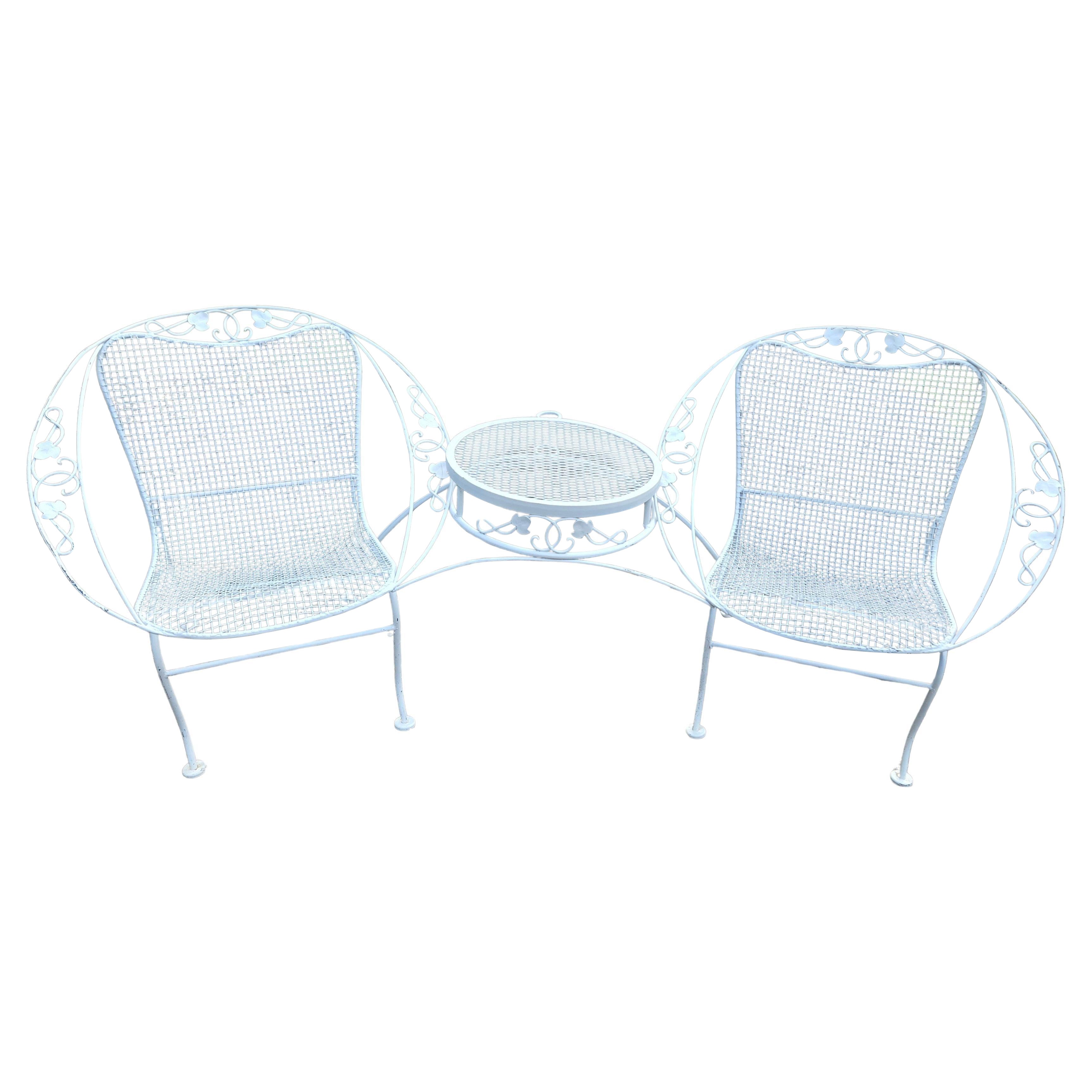 Mobili da giardino in ferro battuto Woodard in vendita