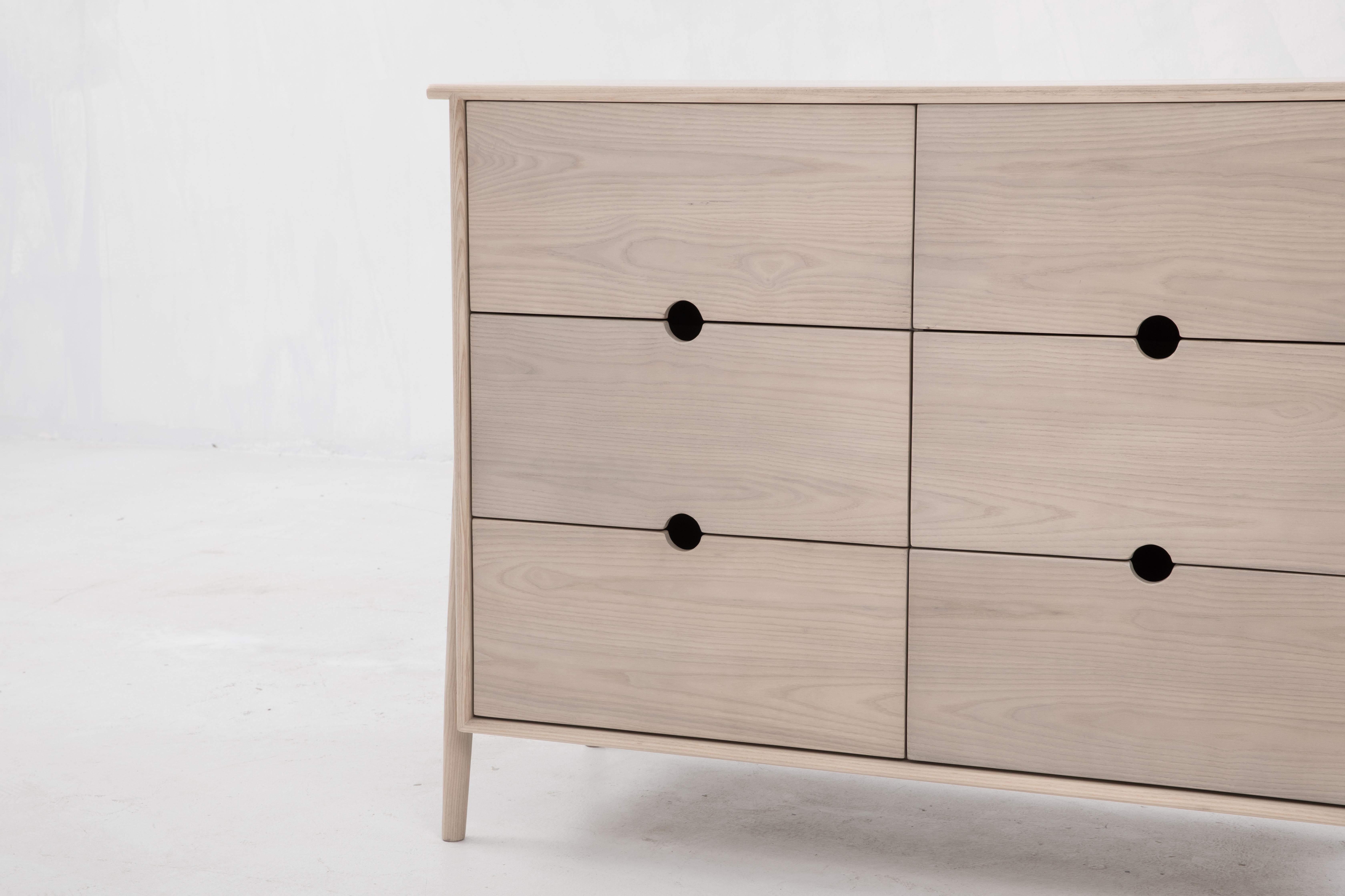 minimalist dressers