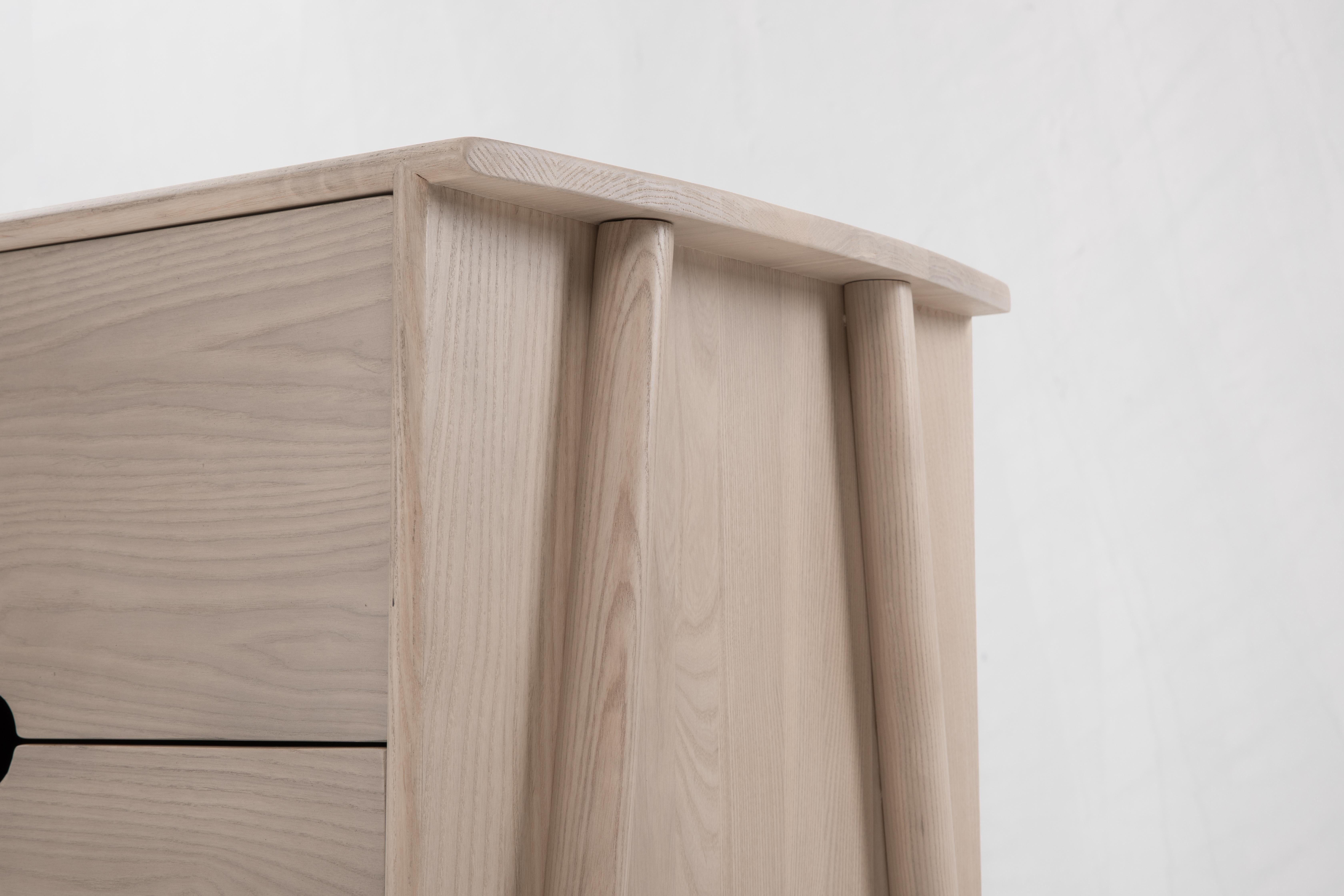 Joinery Woodbine Dresser, Minimalist Nude 6 Drawer Dresser For Sale