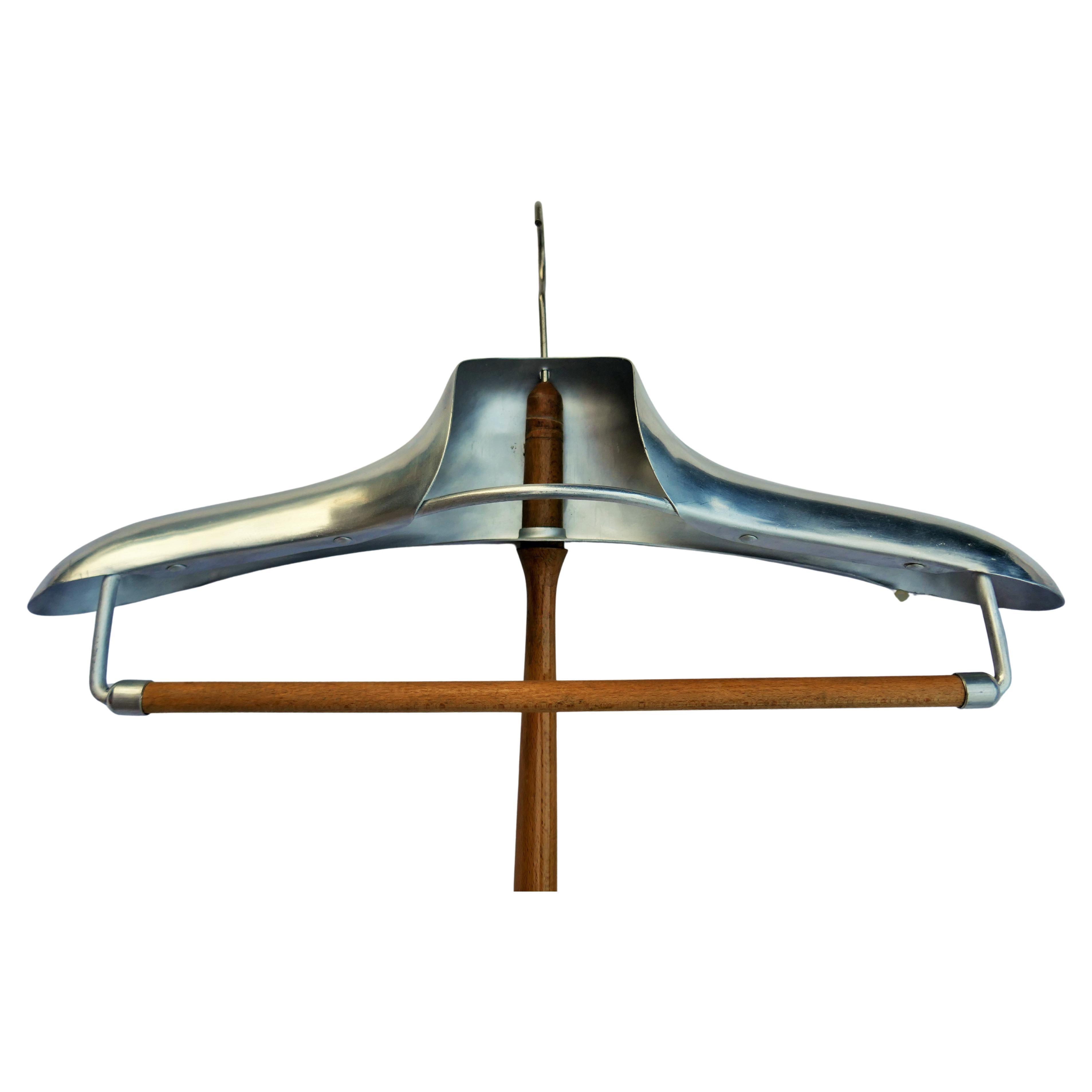 Wooden and aluminum coat hanger possible Reguitti in vendita 2