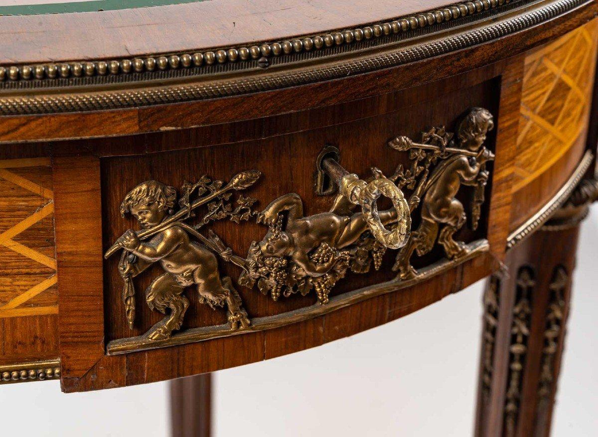 European Wooden and bronze pedestal table, late 19th century For Sale