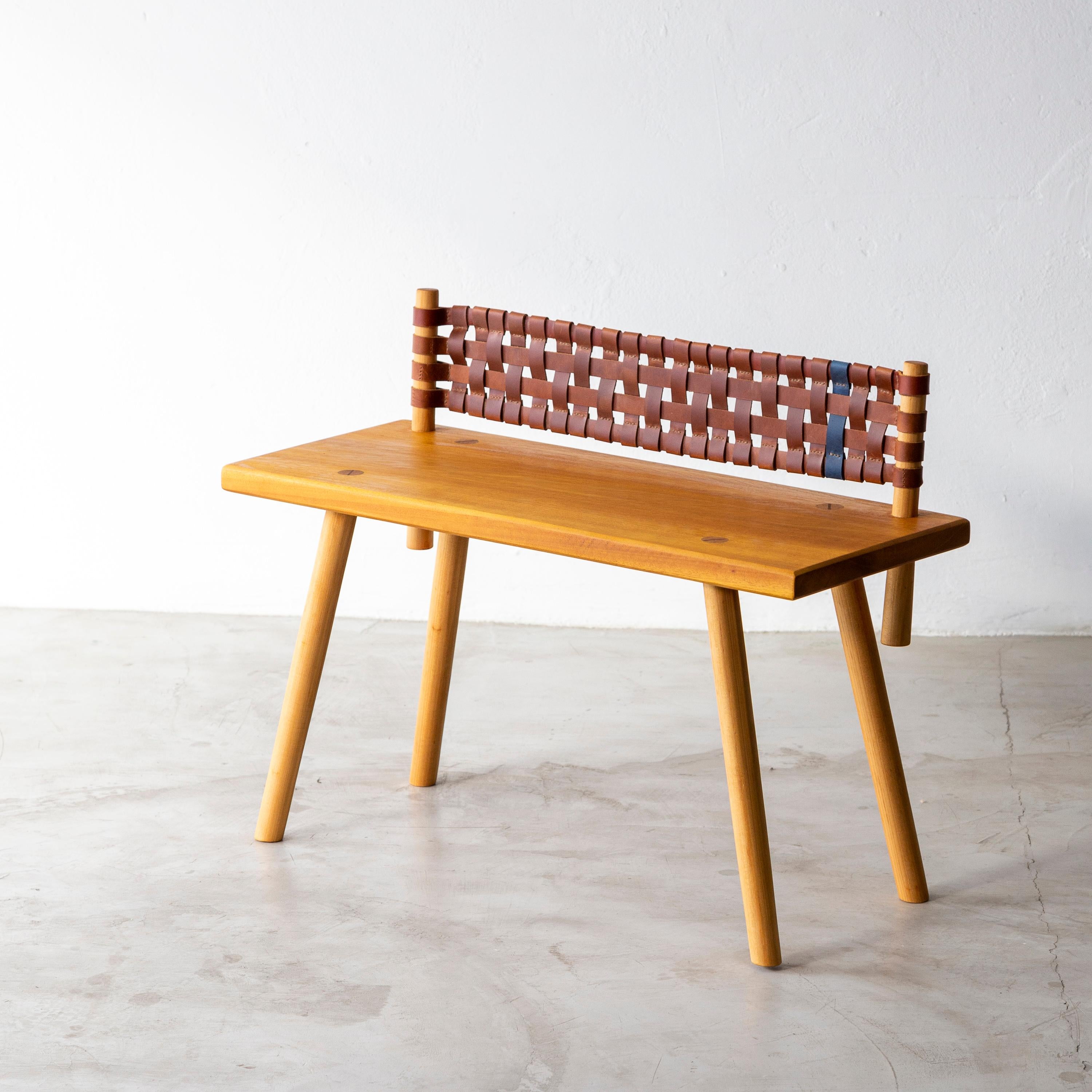 Woodwork Wooden and natural leather Bench ' Horizonte' - Brazilian design by André Bianco For Sale