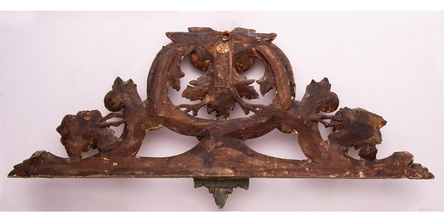 Rare guirlande ancienne en bois de la belle Val Gardena, authentique période '700 - Peut être un sur-porte, sur miroir ou sur une tête de lit rembourrée.

M/1523.