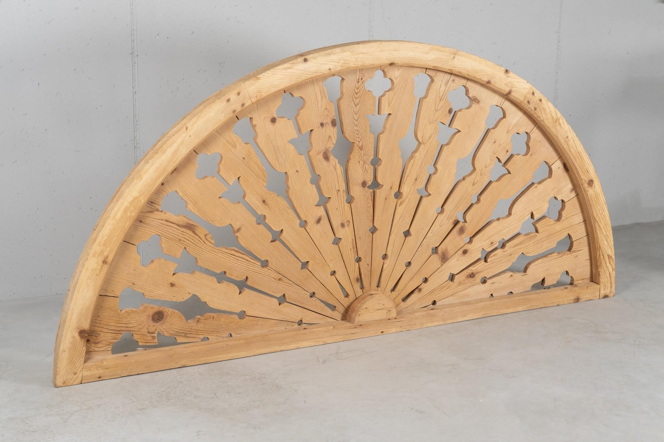 Restored and cleaned, complete in all its parts. Often used also as a bed headboard.
