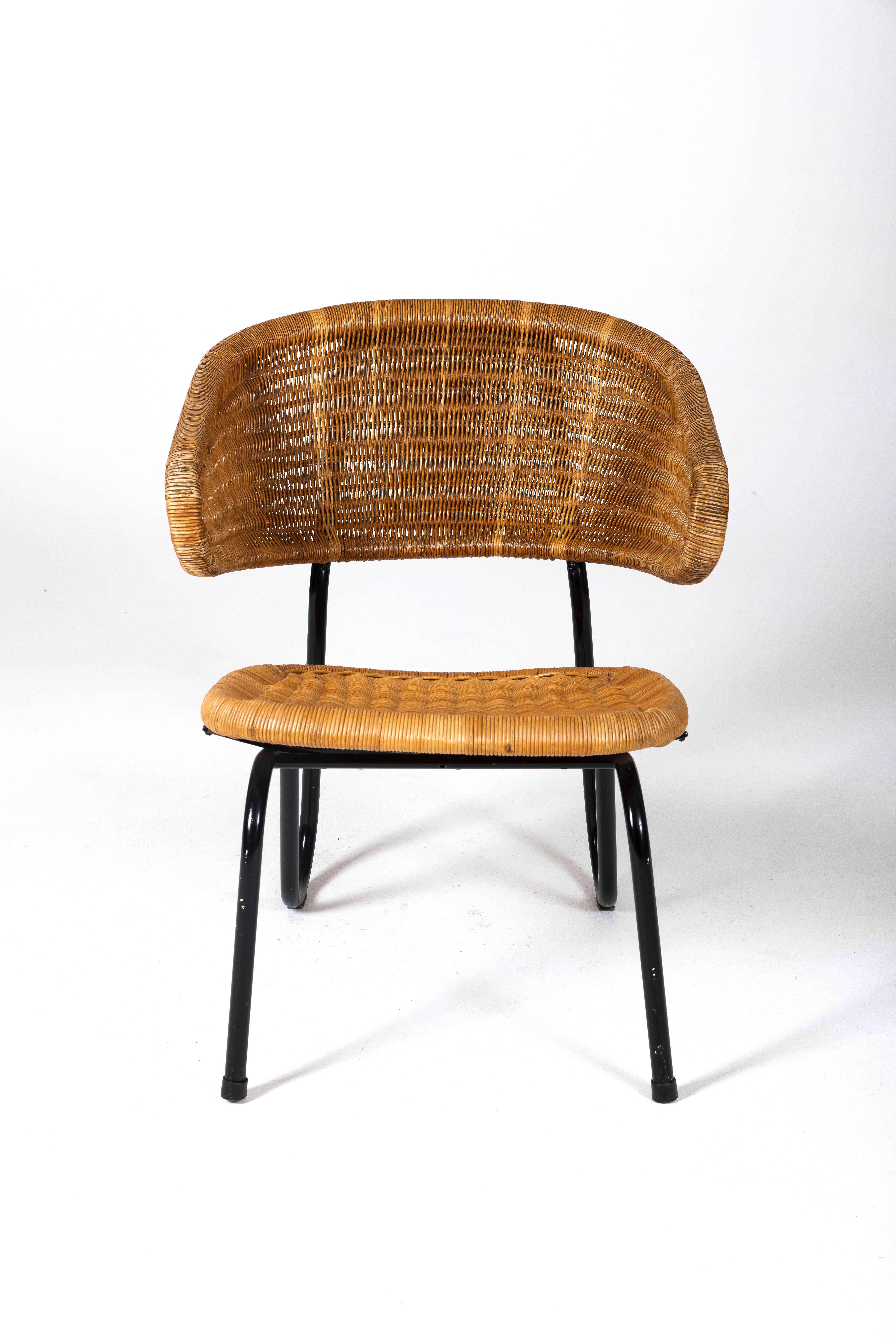 Wooden armchair by Dirk Van Sliedregt. In Good Condition In PARIS, FR
