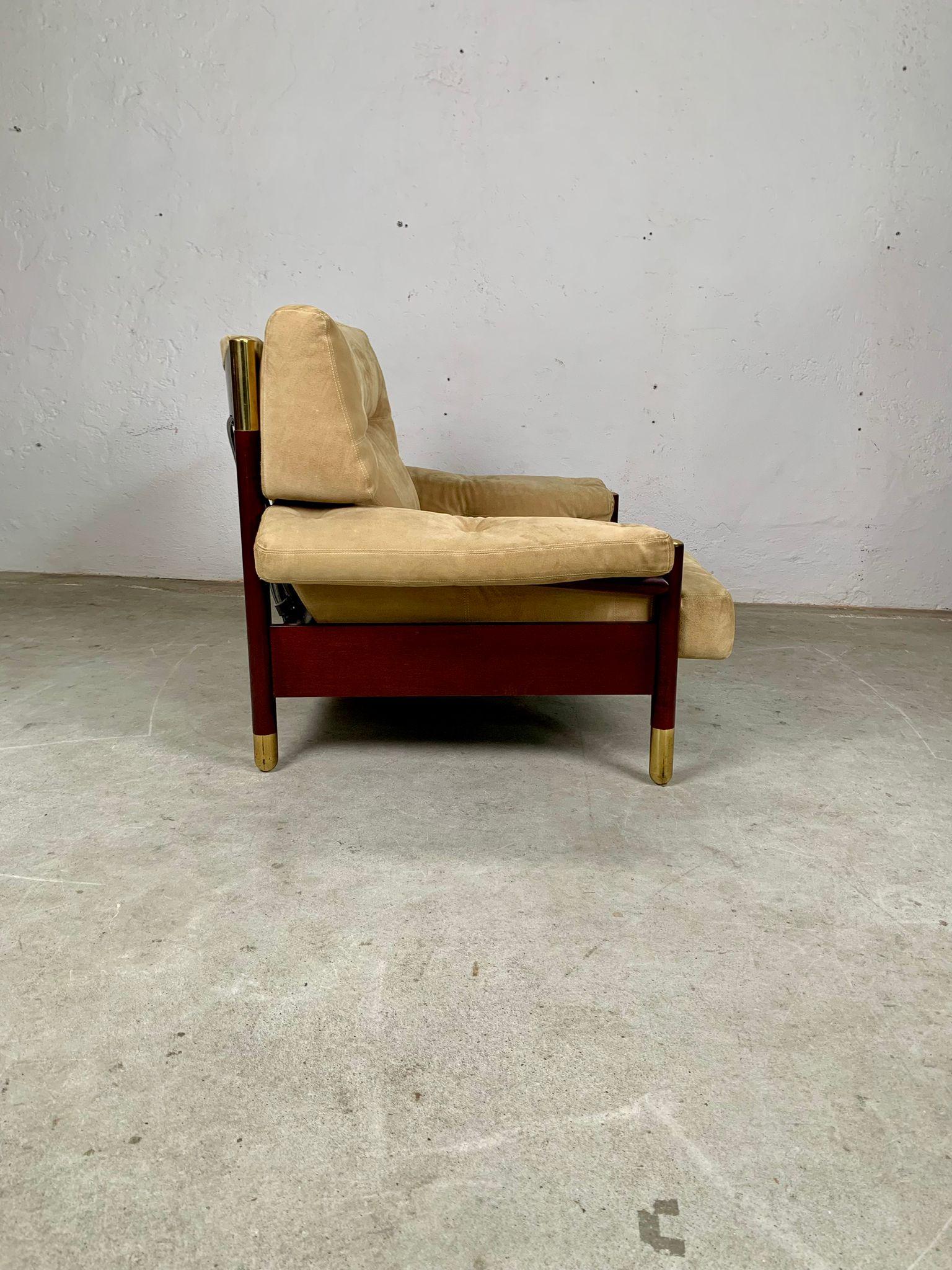 Wooden armchair with velvet upholstery by Carlo De Carli, Sormani, 1960s, Italy European en venta
