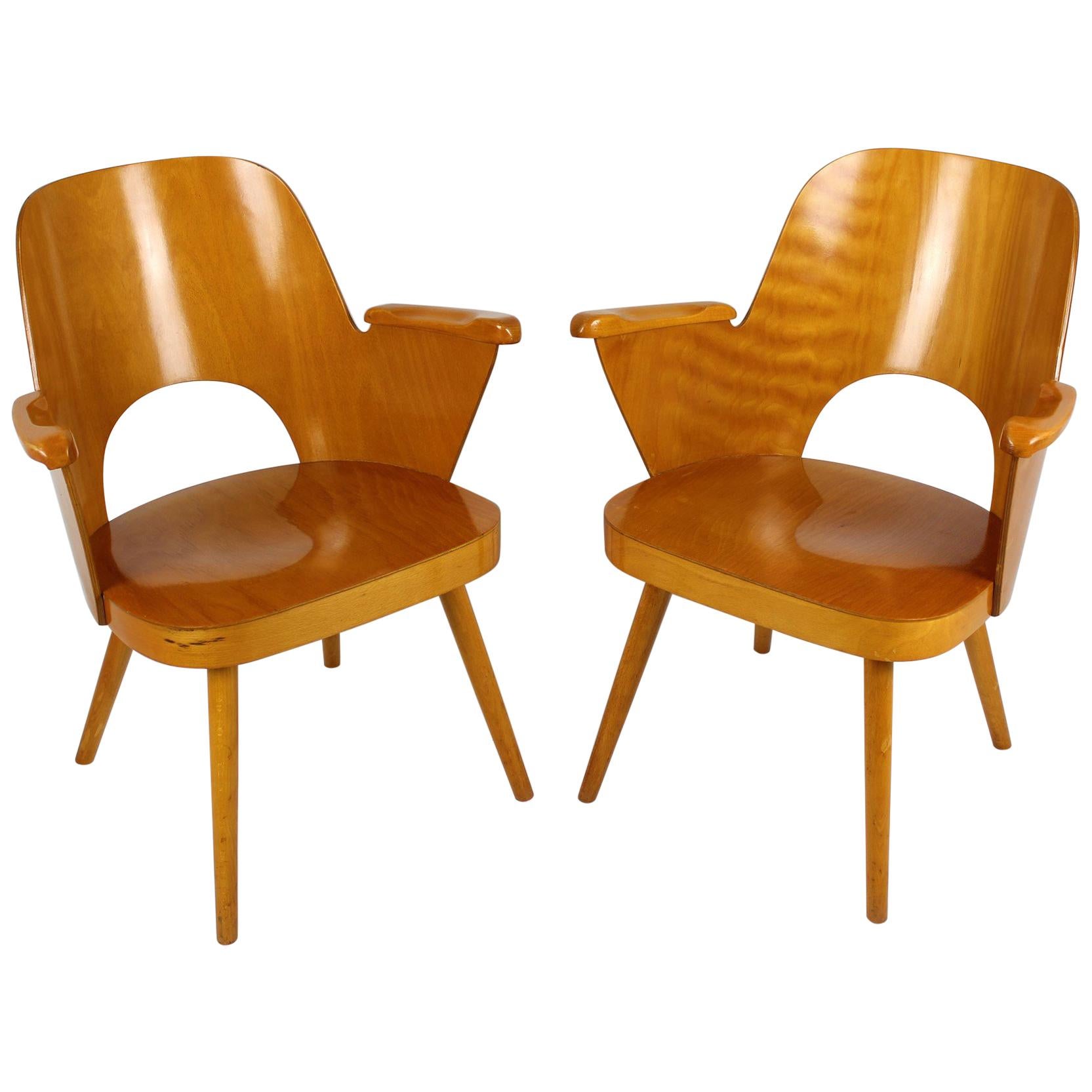 Wooden Armchairs by Lubomír Hofmann for Ton, 1961, Set of 2