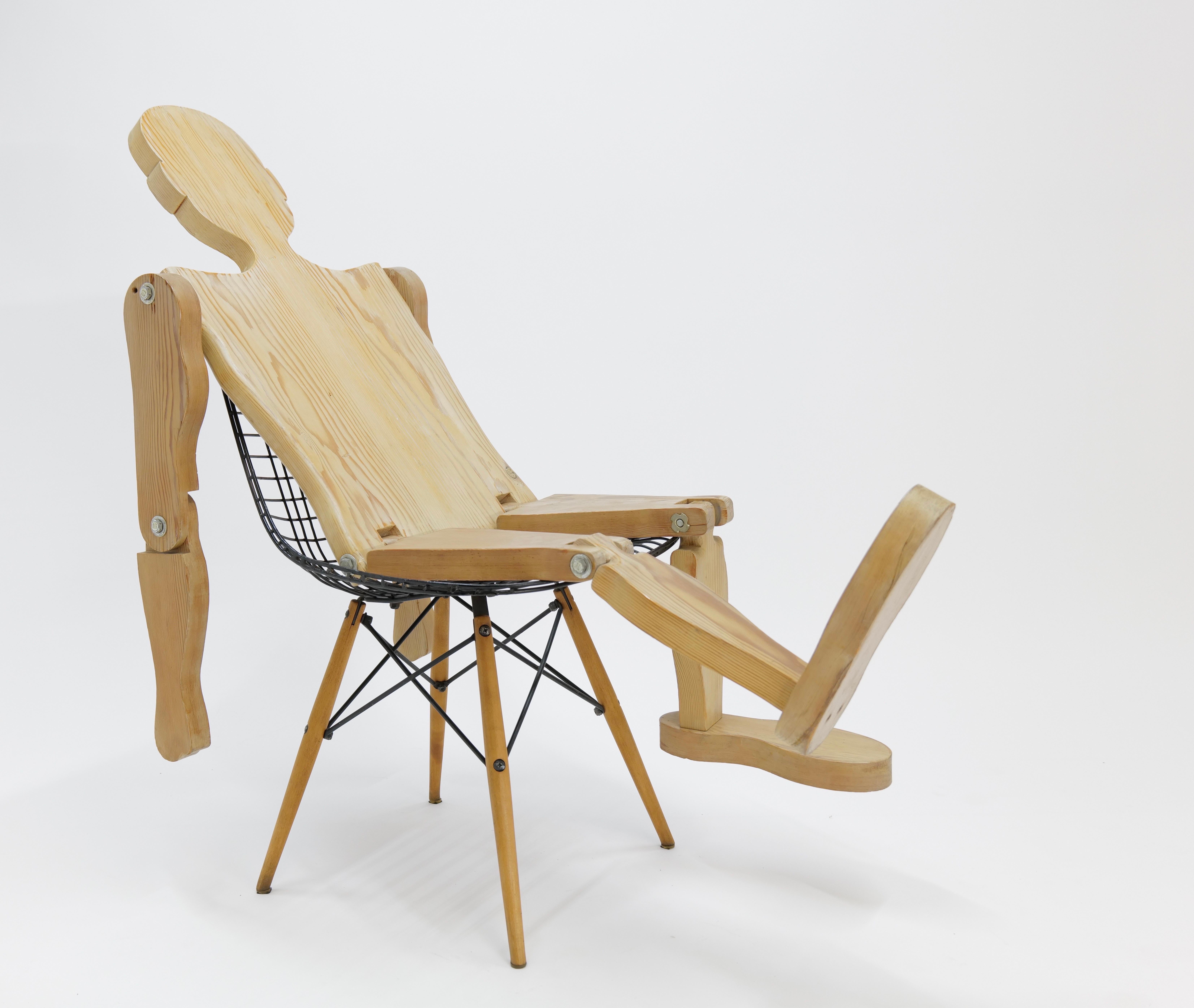 Mannequin d'art populaire articulé en bois en vente 9