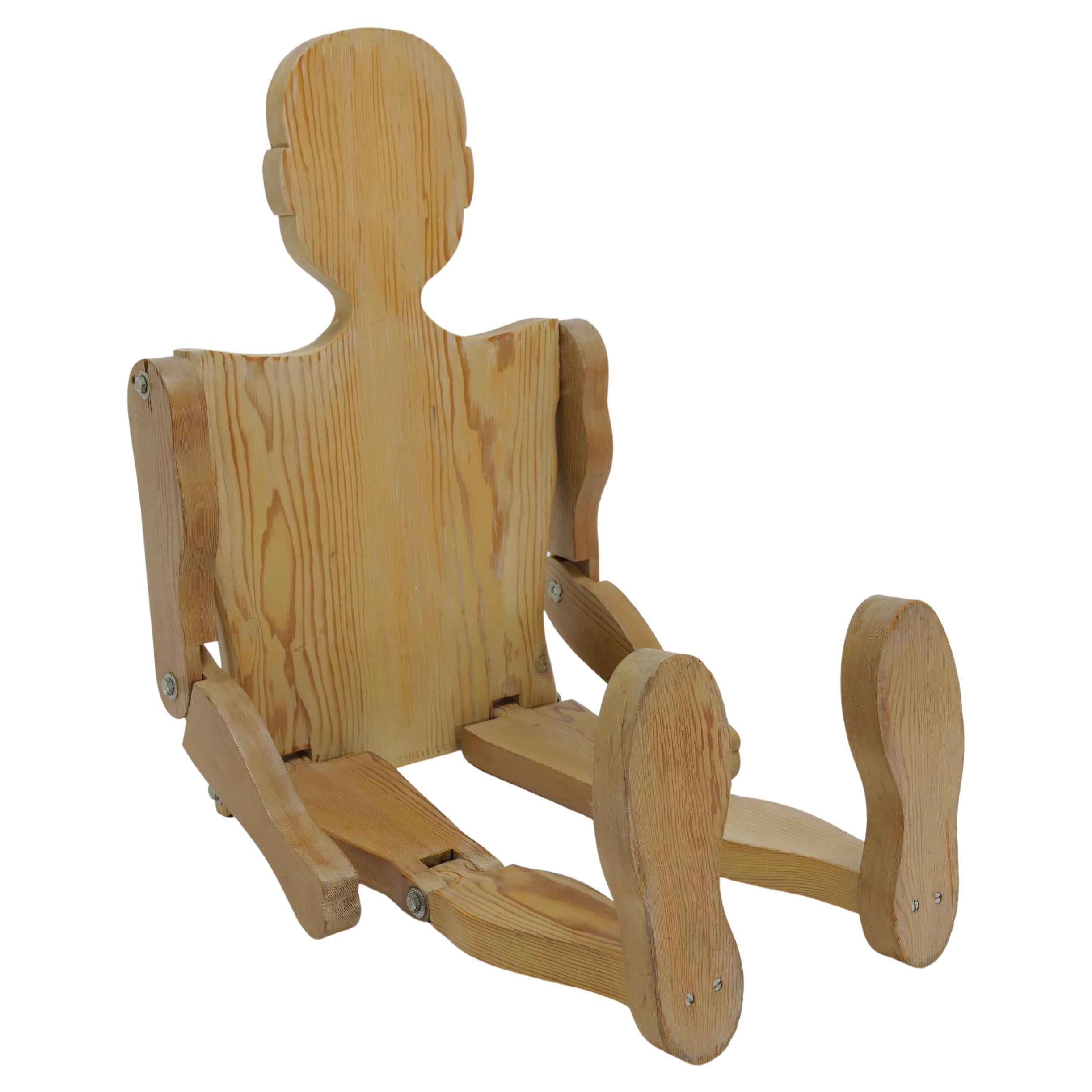 Maniquí articulado de madera de arte popular