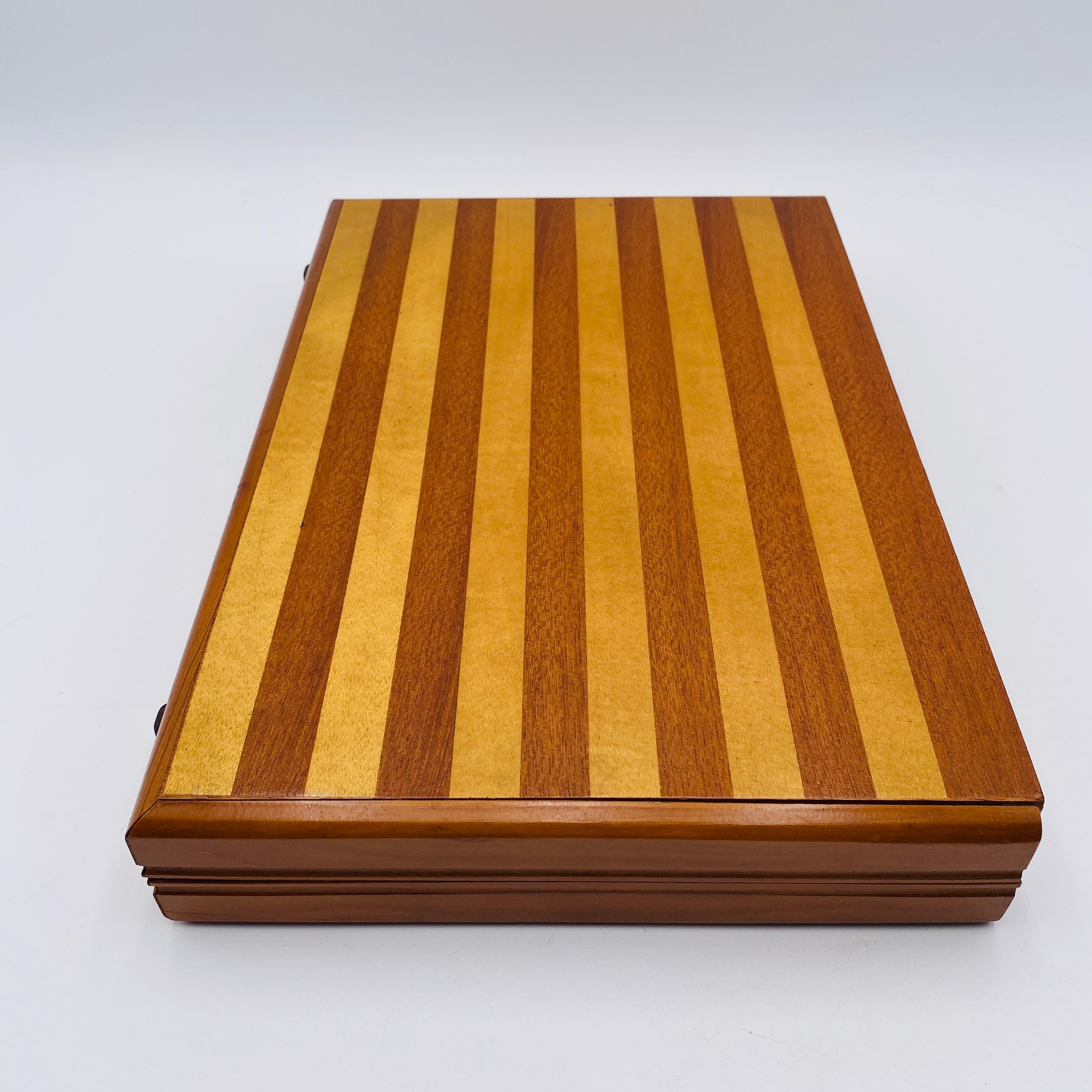 Wooden Backgammon Board Game 20th Century For Sale 2