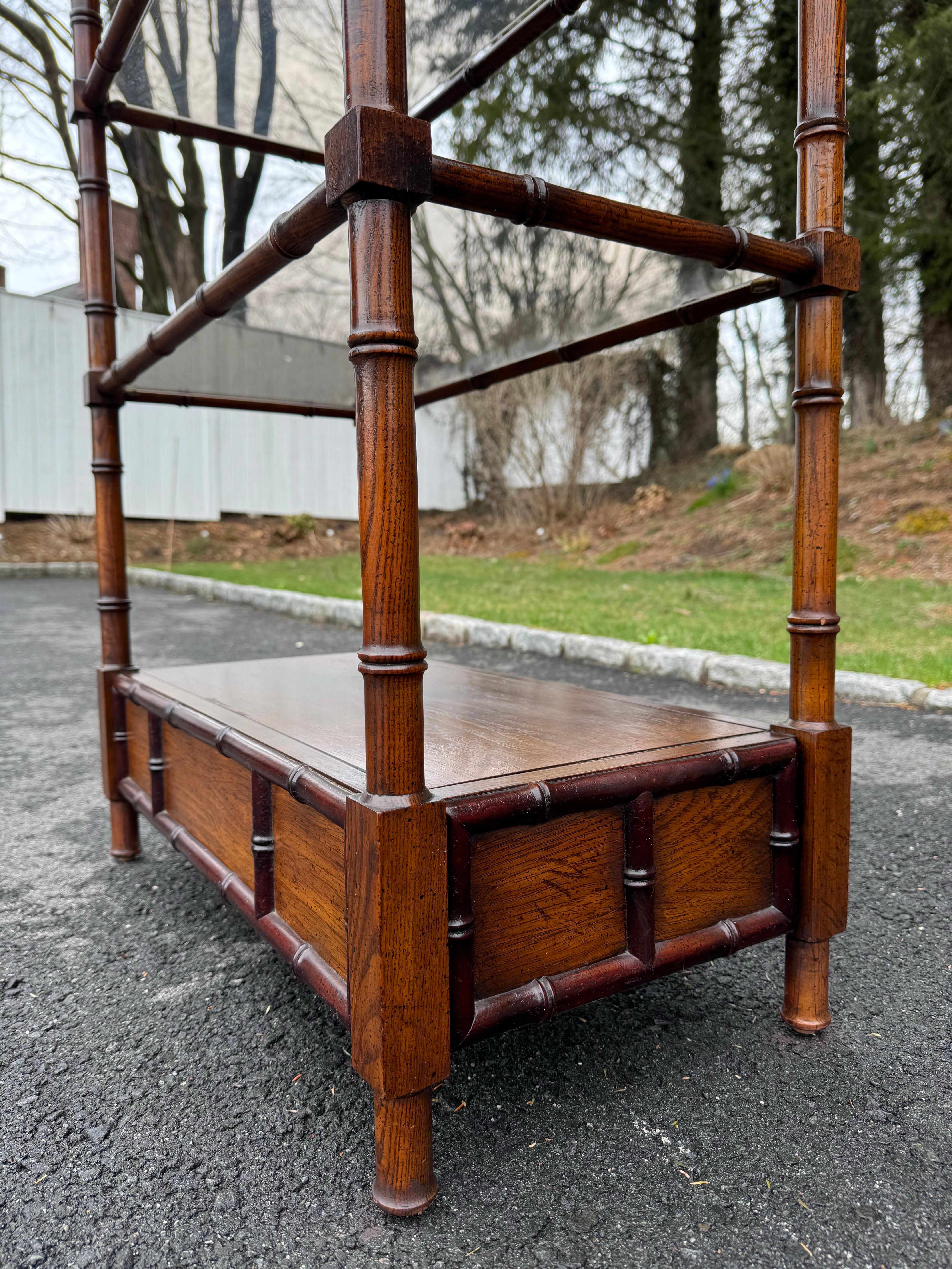 Etagere in legno in stile bambù in vendita 6