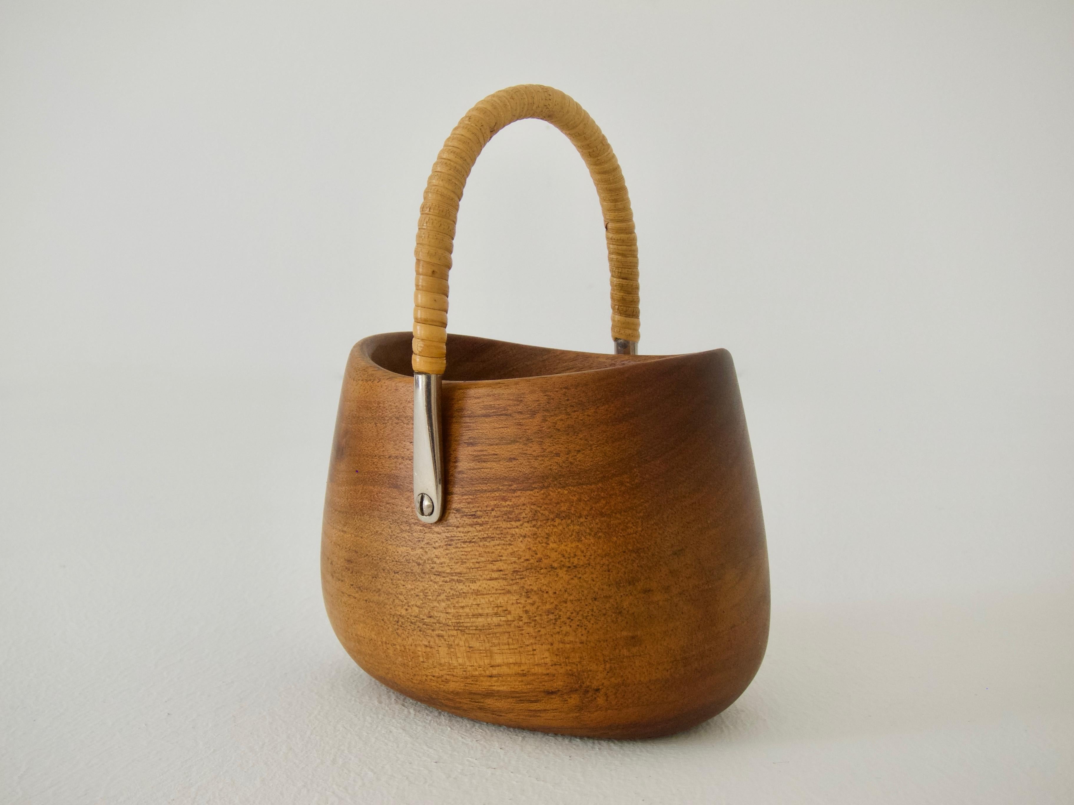 Wooden Basket by Carl Auböck In Good Condition For Sale In Vienna, AT