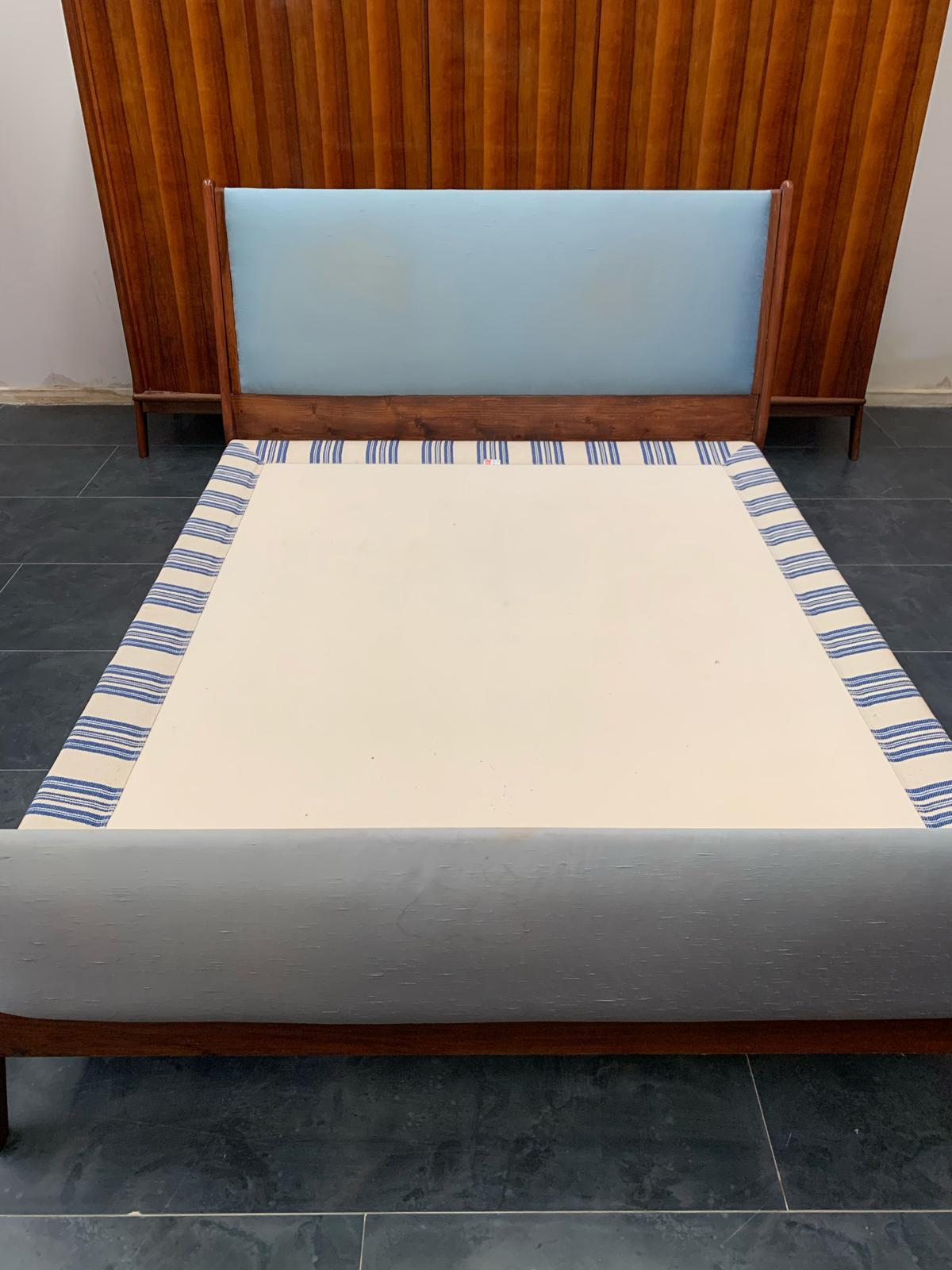 Wooden Bed with Orthopedic Base by Ico & Luisa Parisi, 1960s For Sale 5
