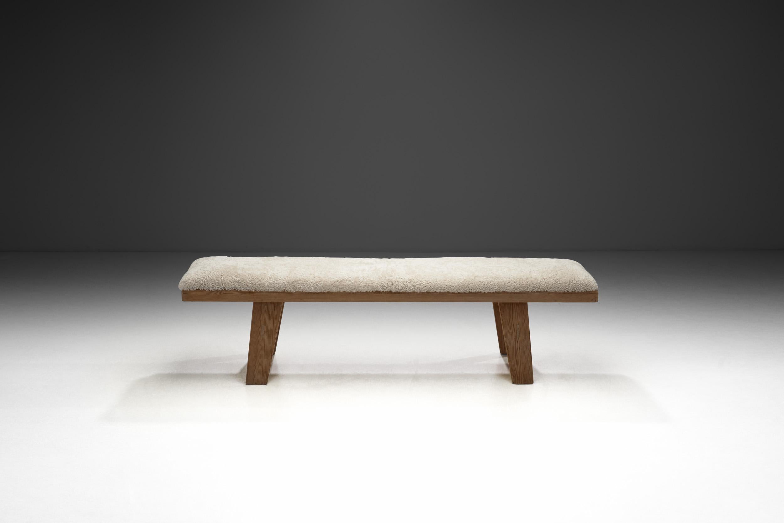 Wooden Bench with Sheepskin Upholstery, Norway Mid-20th Century In Good Condition For Sale In Utrecht, NL