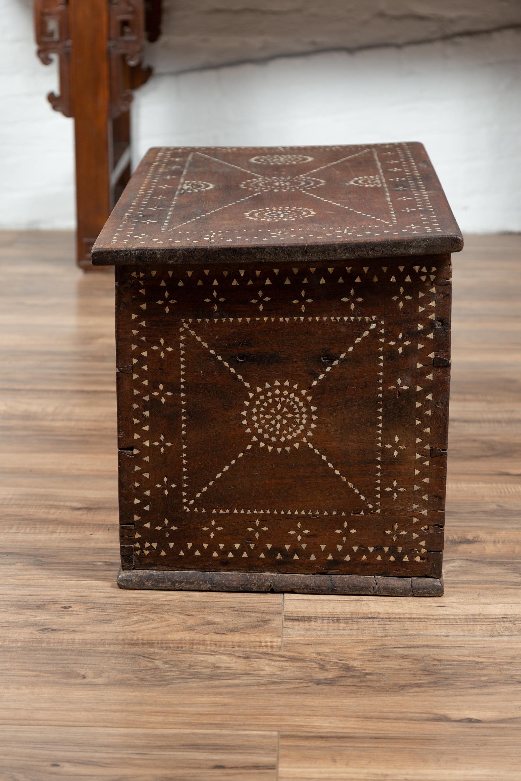 Wooden Blanket Chest from Madura with Geometrical Mother-of-Pearl Inlay 5