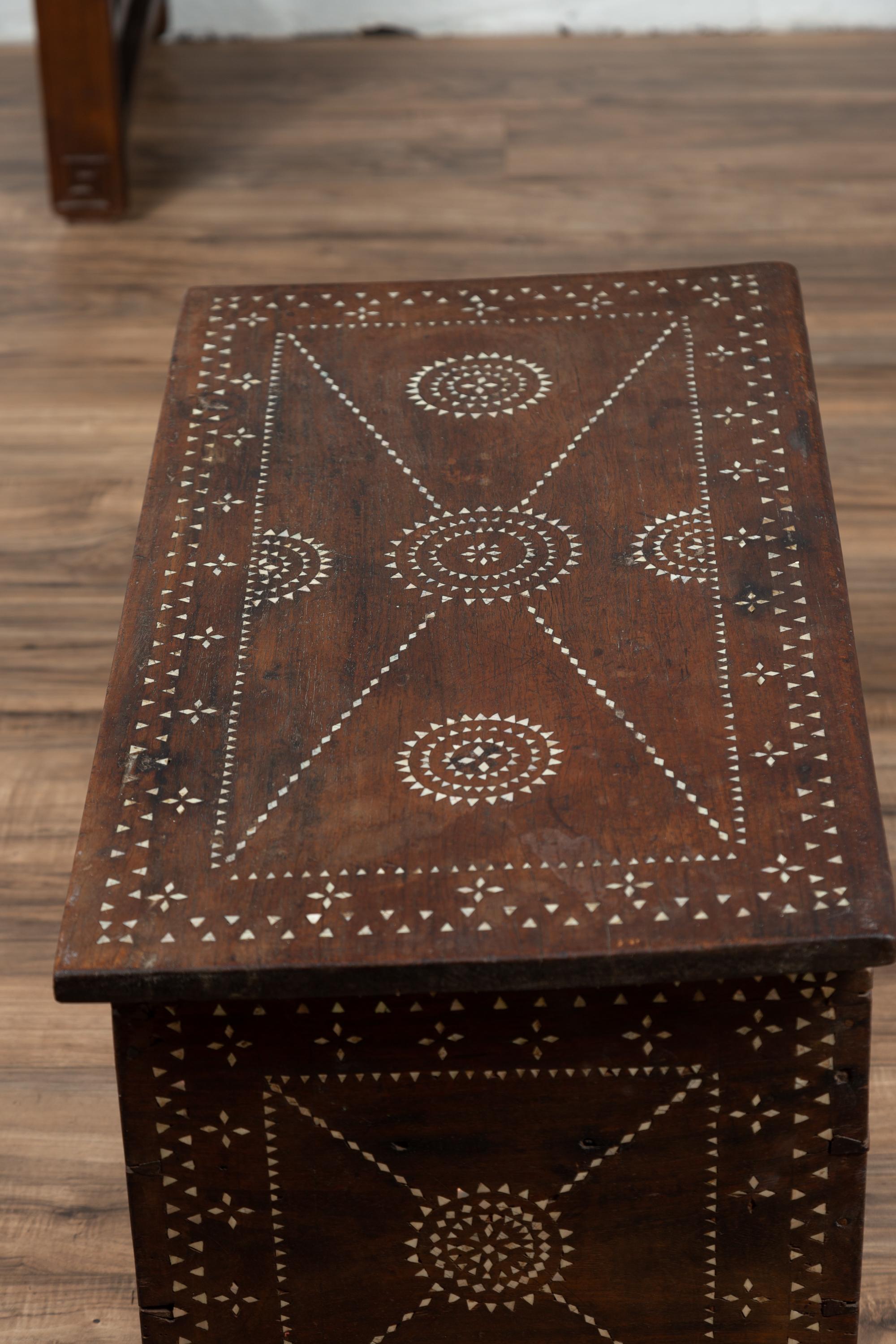 Wooden Blanket Chest from Madura with Geometrical Mother-of-Pearl Inlay 6