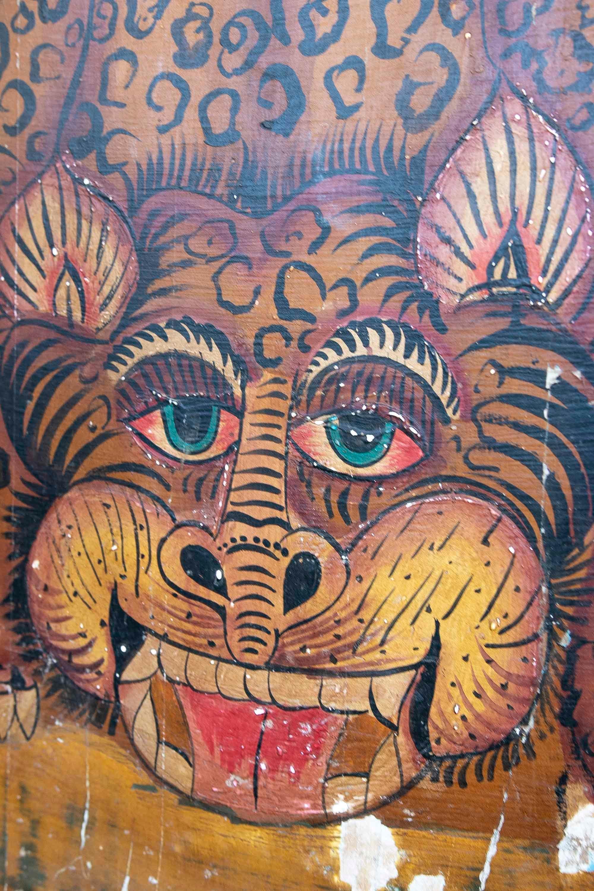 20th Century Wooden Board with Hand-Painted Tiger Decoration  For Sale