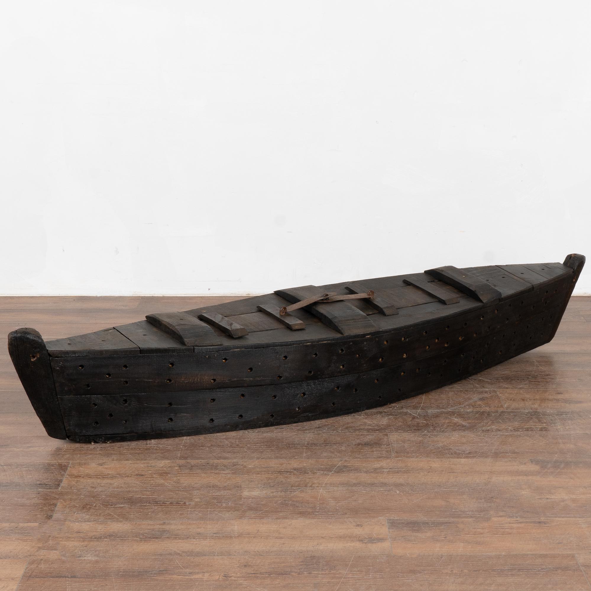 Wooden Boat Shaped Fishing Creel, Decorative Model Boat, Hungary circa 1920 For Sale 3