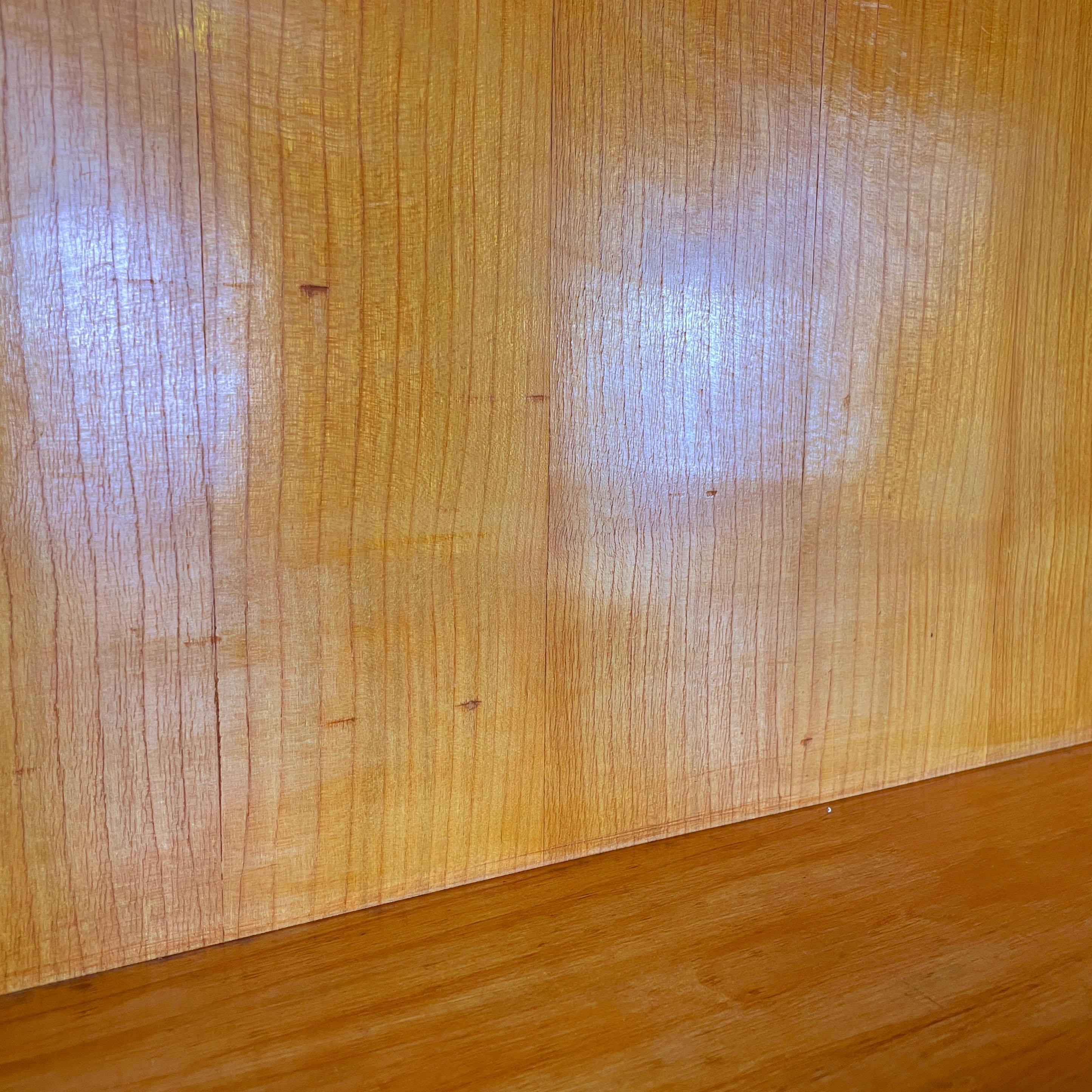 Bibliothèque rectangulaire en bois Art déco italienne avec cinq étagères, années 1940 en vente 6