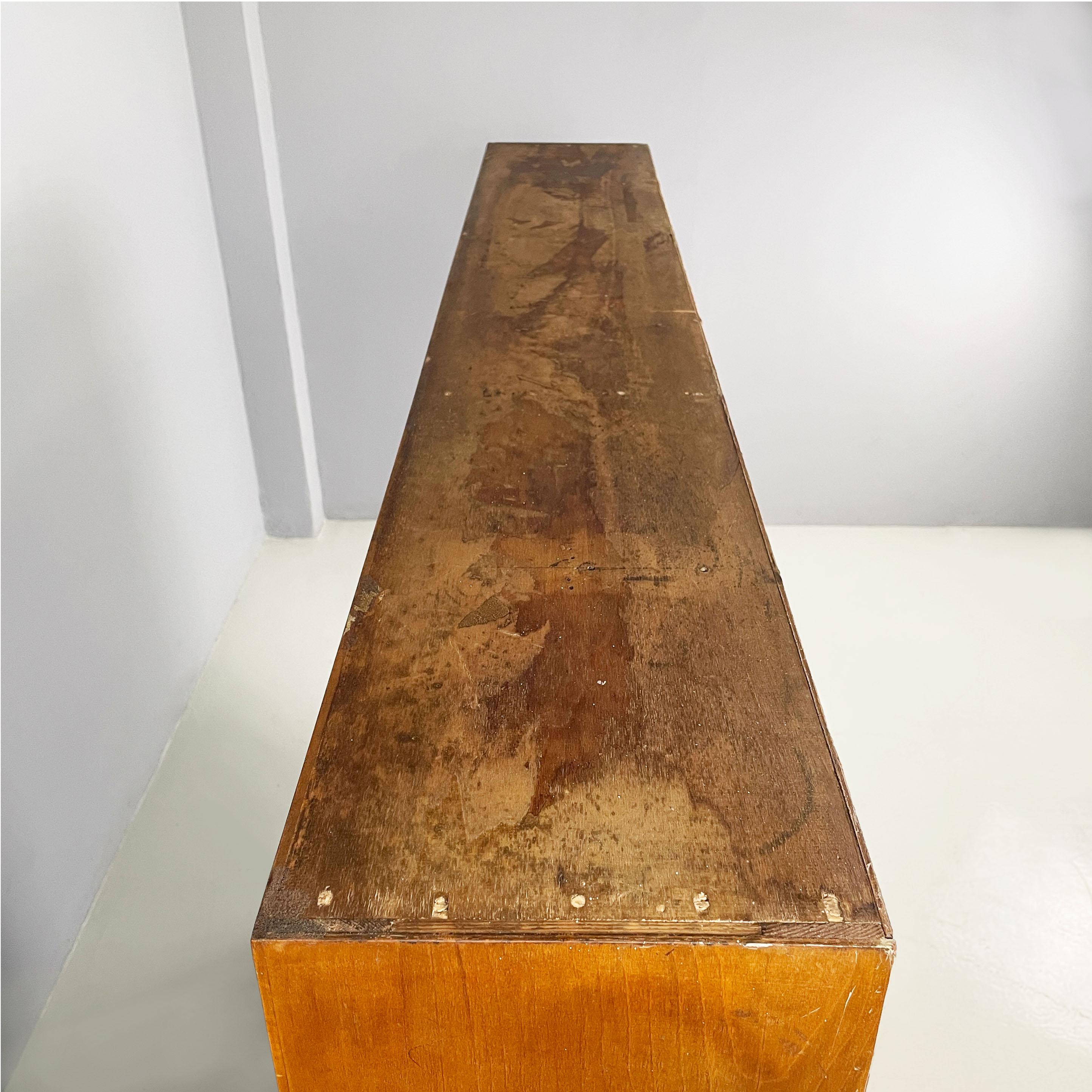 Bibliothèque rectangulaire en bois Art déco italienne avec cinq étagères, années 1940 en vente 1