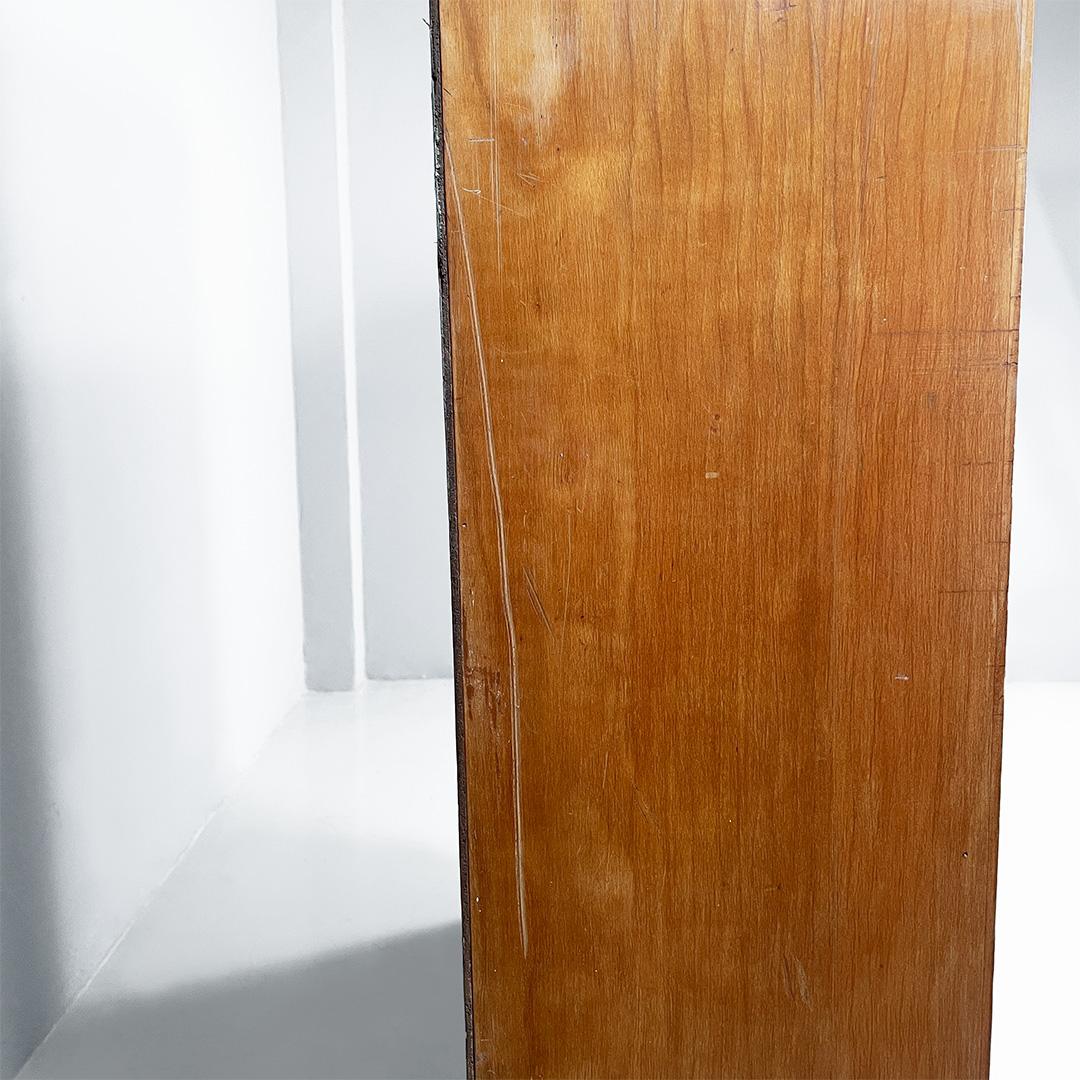Bibliothèque rectangulaire en bois Art déco italienne avec cinq étagères, années 1940 en vente 3