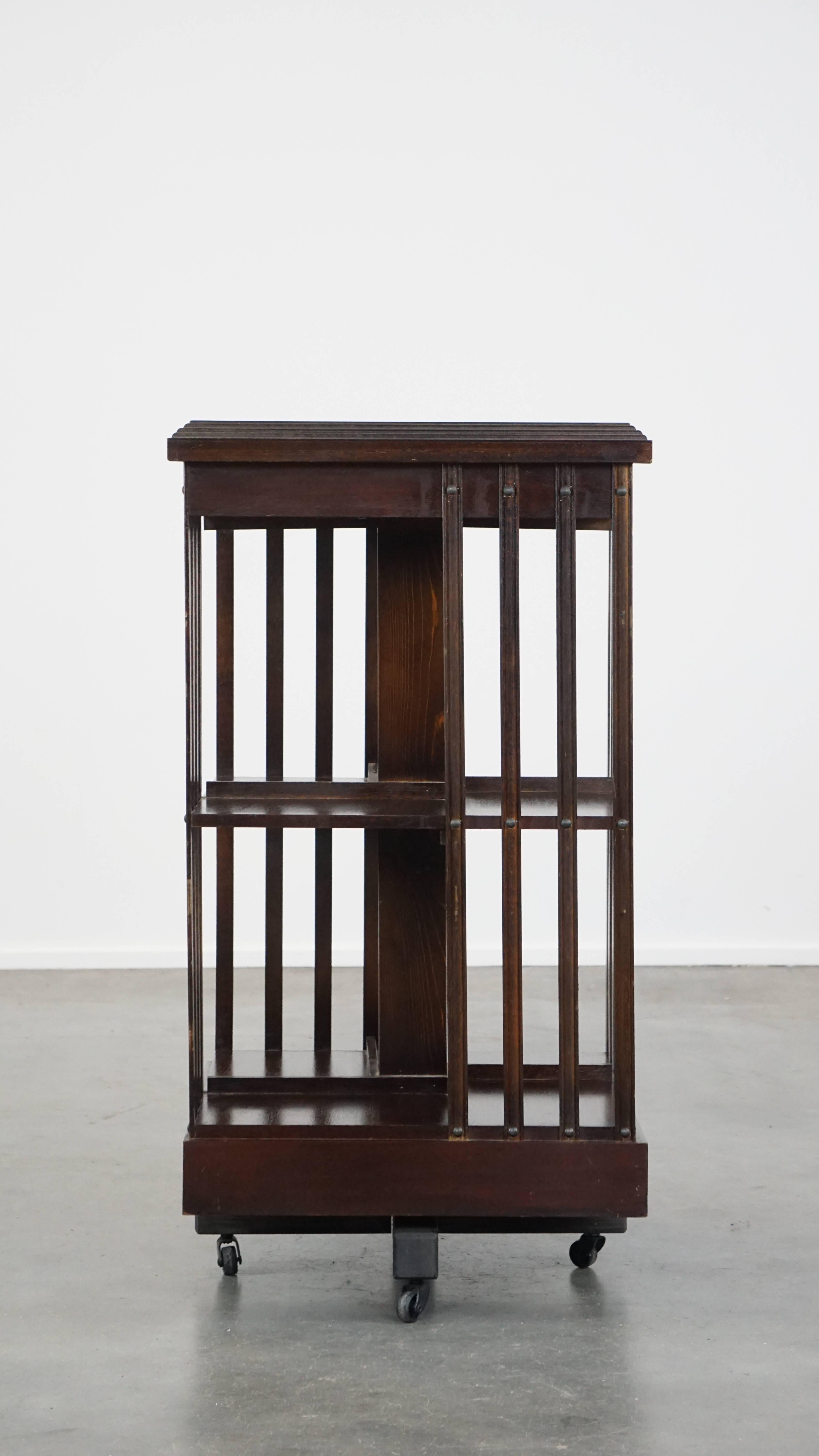 20th Century Wooden bookstand with green leather surface and on wheels in English style For Sale
