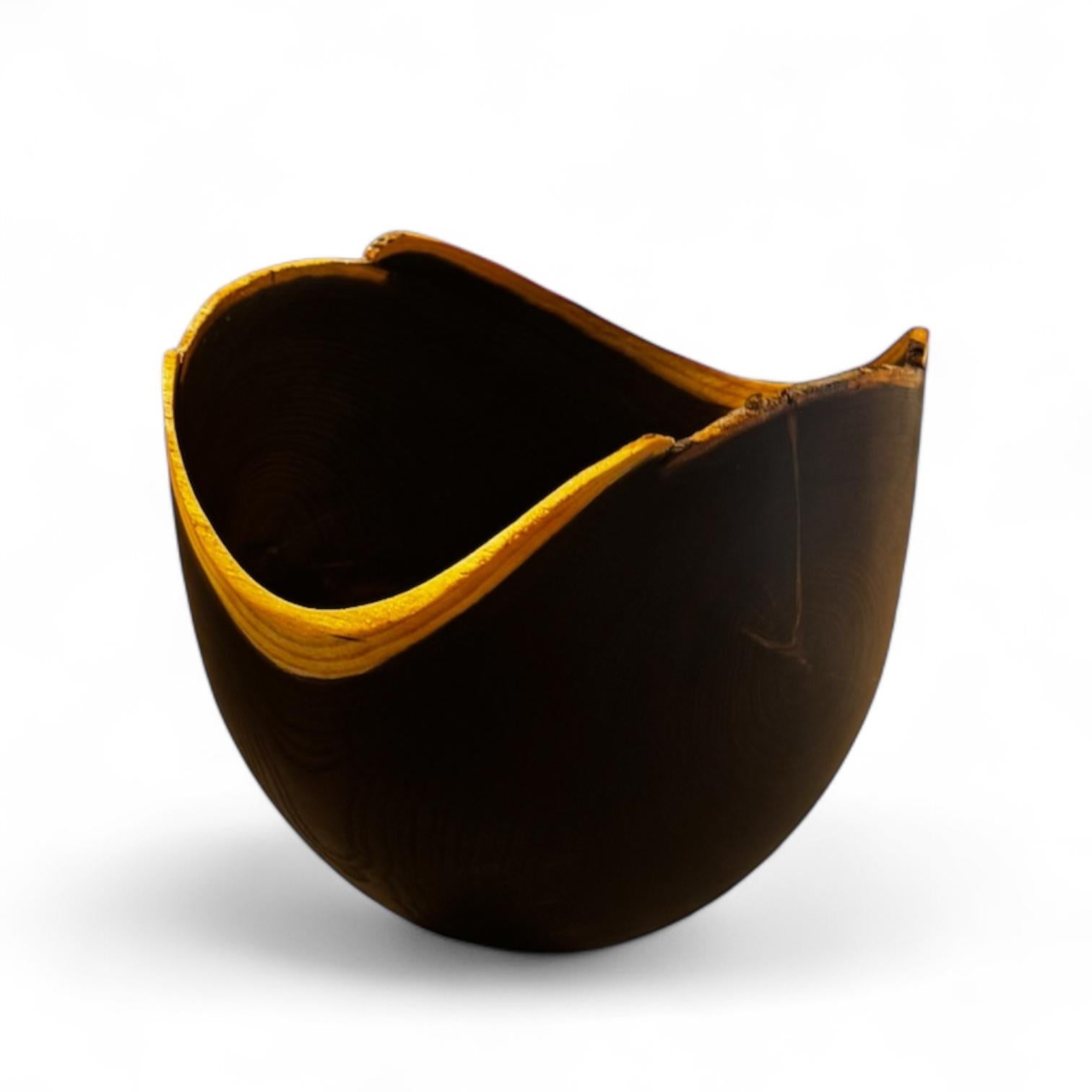 Mid-Century Modern Bol en bois en laurier Par Hans Henning Pedersen en vente