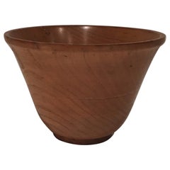Bol en bois. Estampillé dans la pâte. Circa 1970