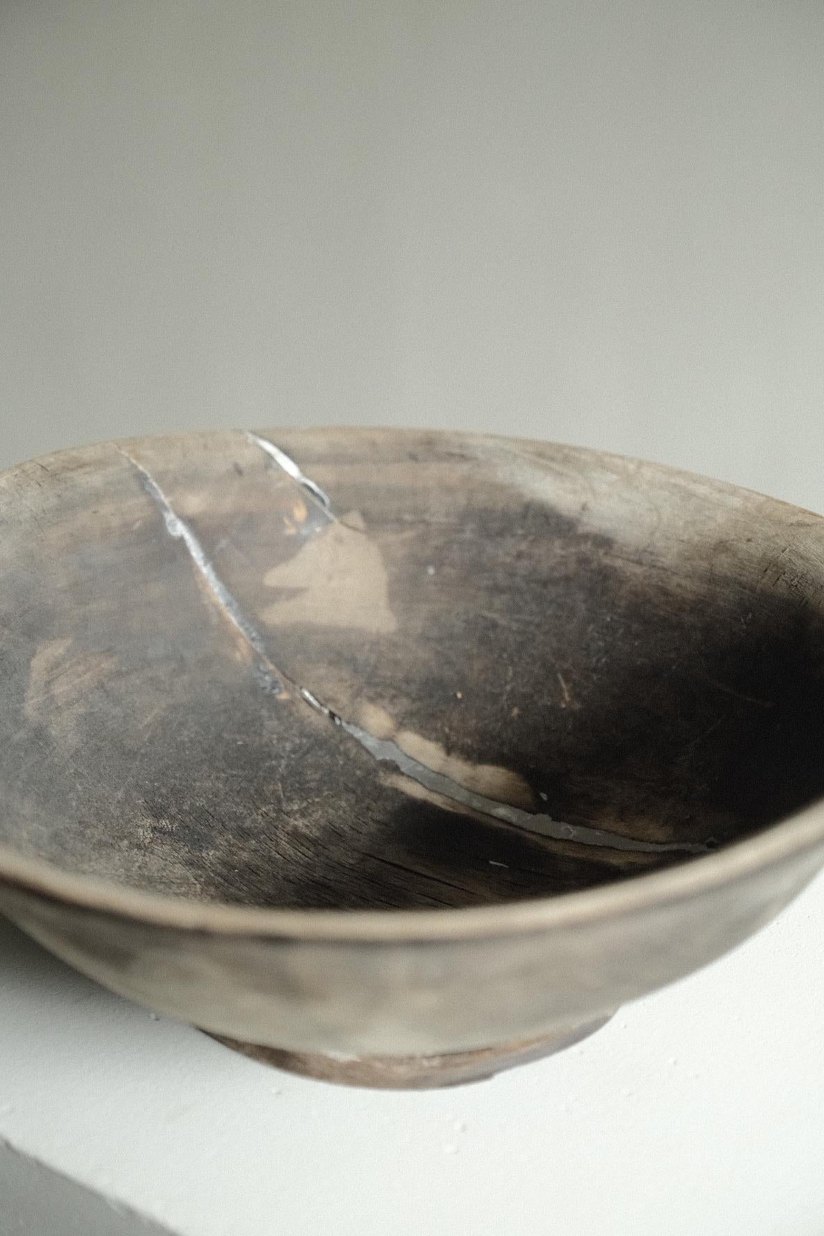 Romantic Wooden bowl, Wabi Sabi Style, Scandinavia 1800s
