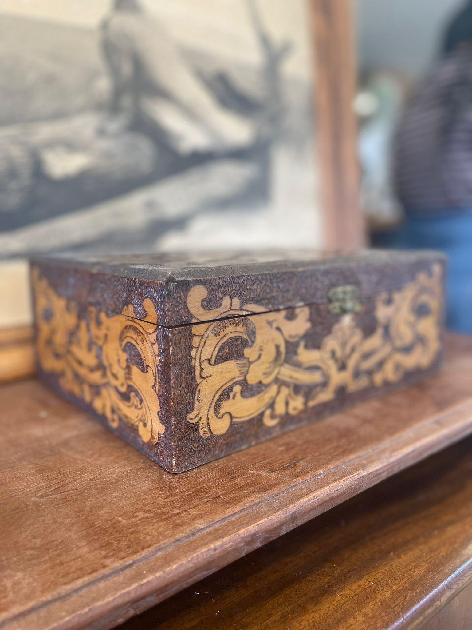 Mid-Century Modern Wooden Box With Pyrography Mosaic and Hinge Clasp. For Sale