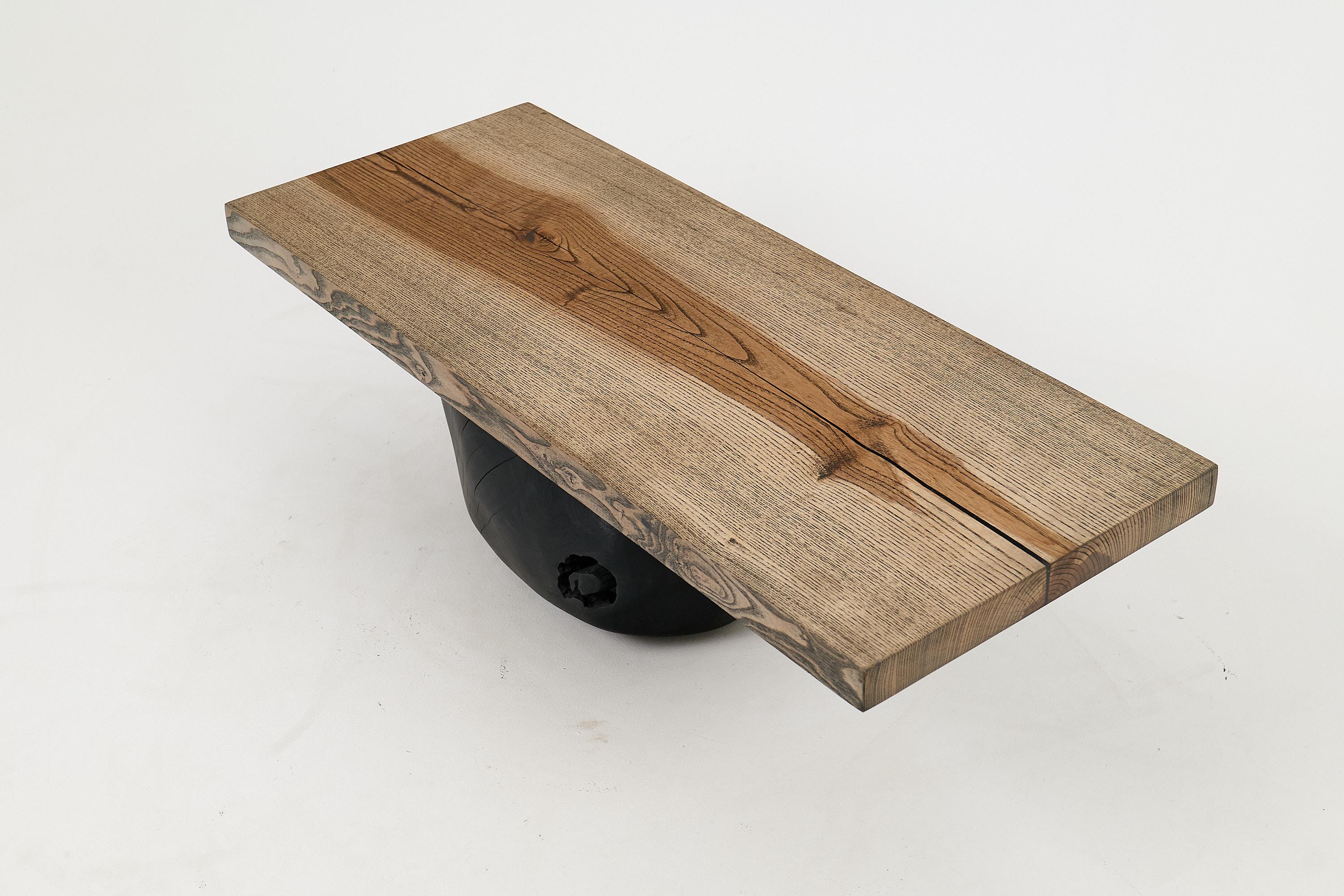 Brutalistischer Holztisch, Wabi-Sabi, natürlich und umweltfreundlich, Logniture (21. Jahrhundert und zeitgenössisch) im Angebot