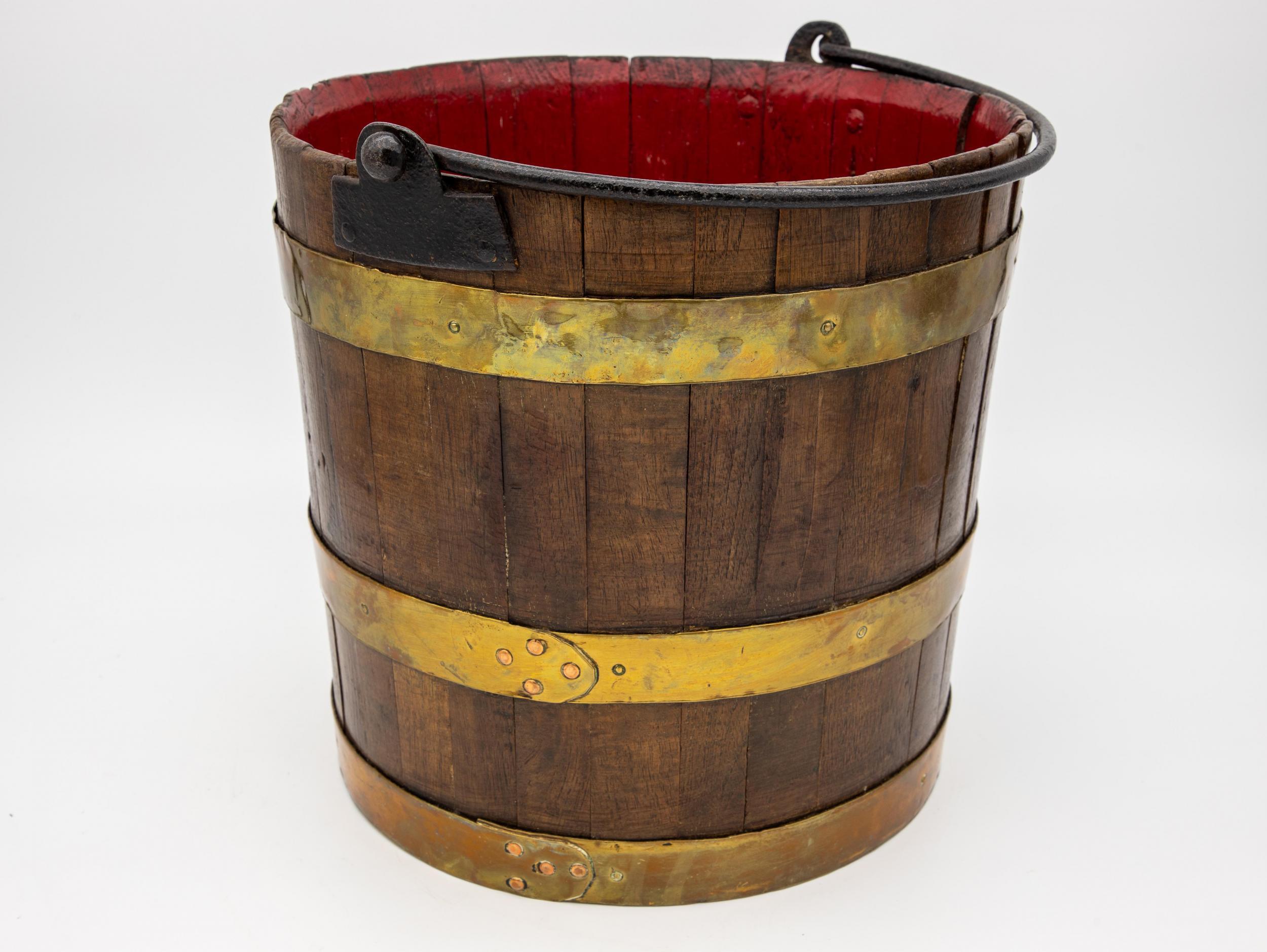 Wooden Bucket with Red Interior and Brass Accents In Good Condition In South Salem, NY