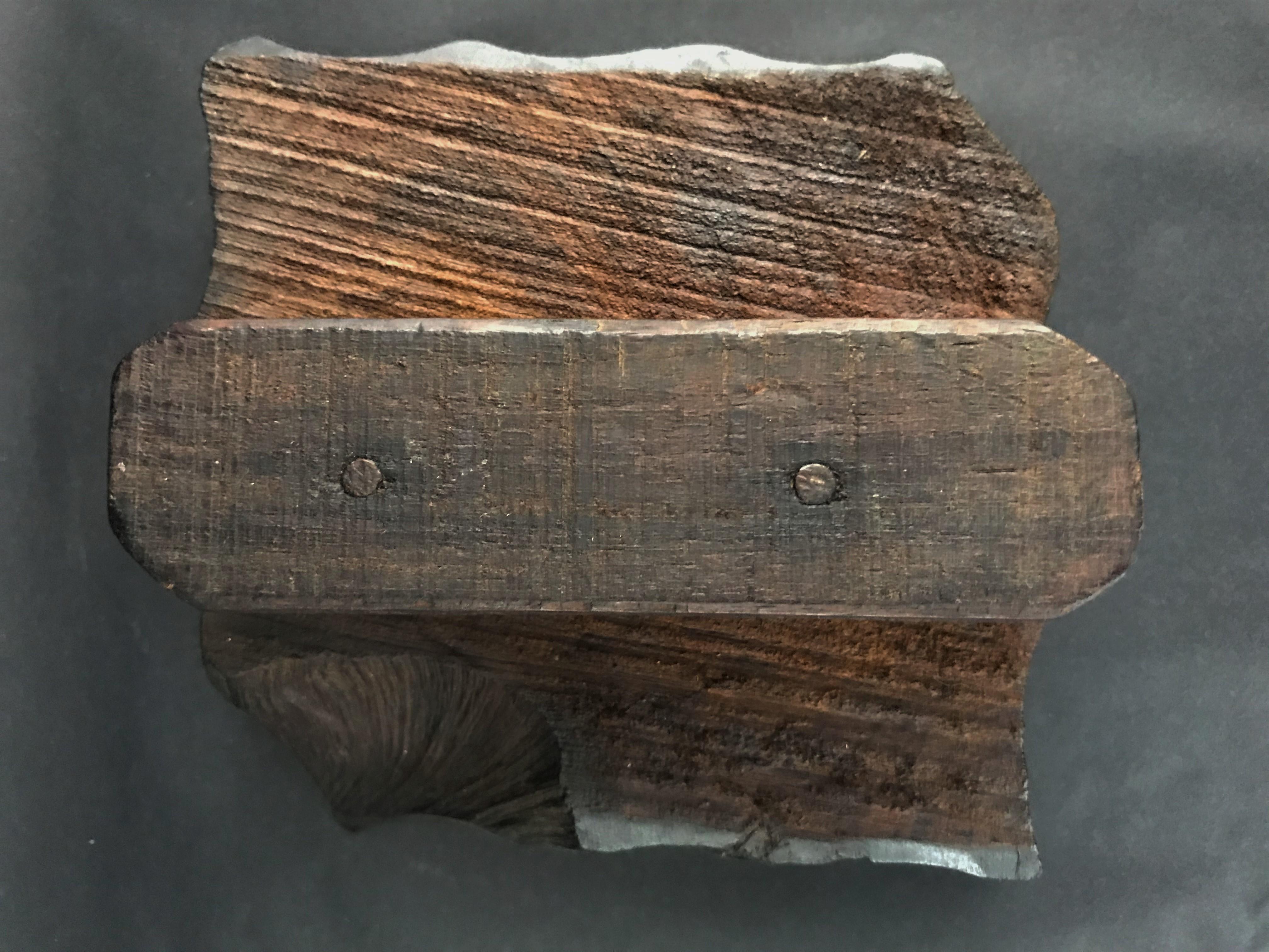 Buffer en bois pour imprimer des tissus, Inde, début du 20e siècle Bon état - En vente à Beuzevillette, FR