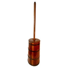mantequera de madera con palas adicionales