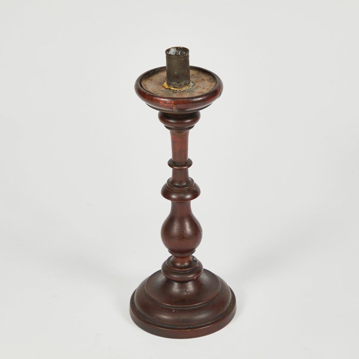 Wooden Candlestick in Walnut In Good Condition For Sale In Los Angeles, CA