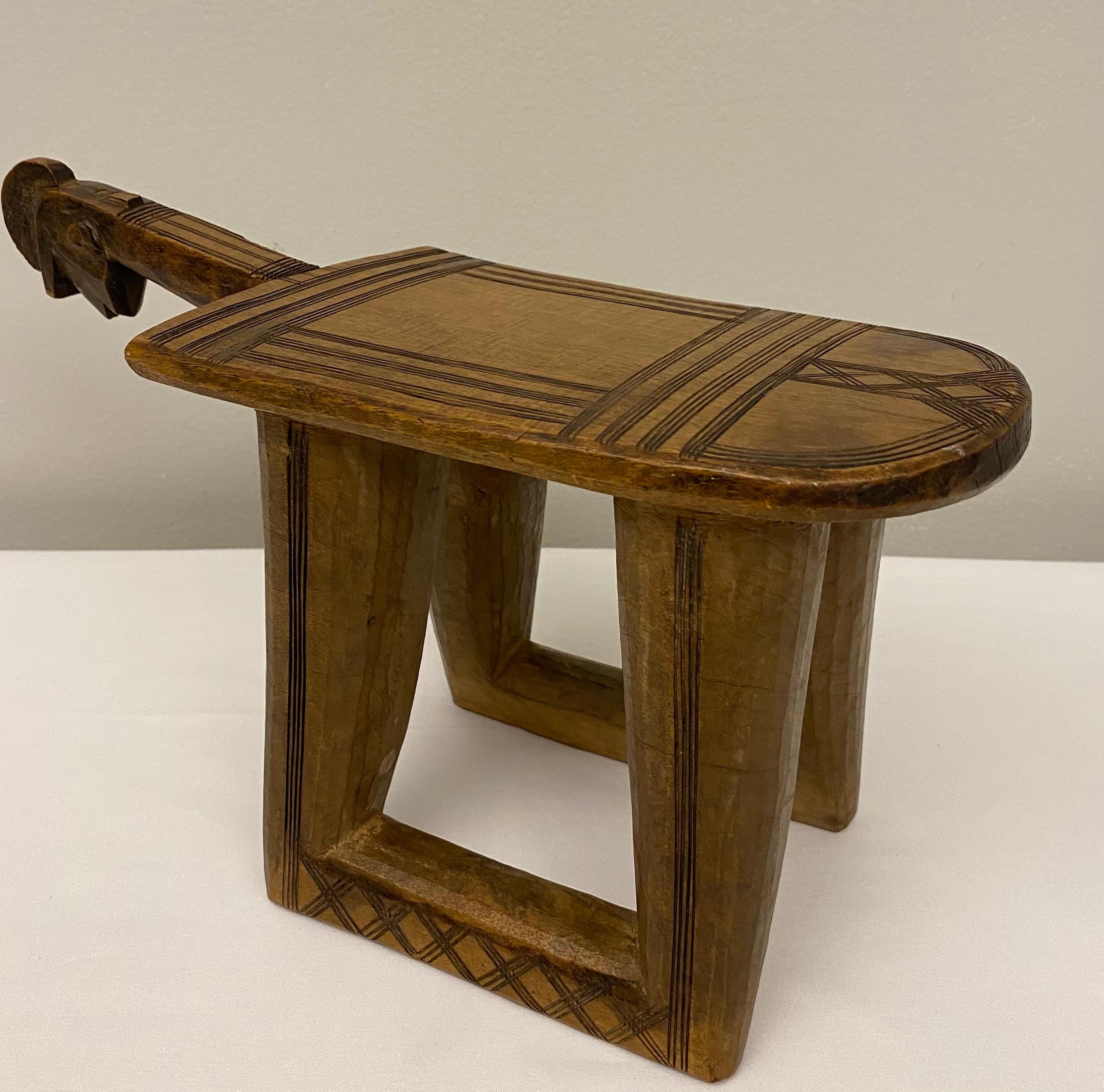 legno scuro africano