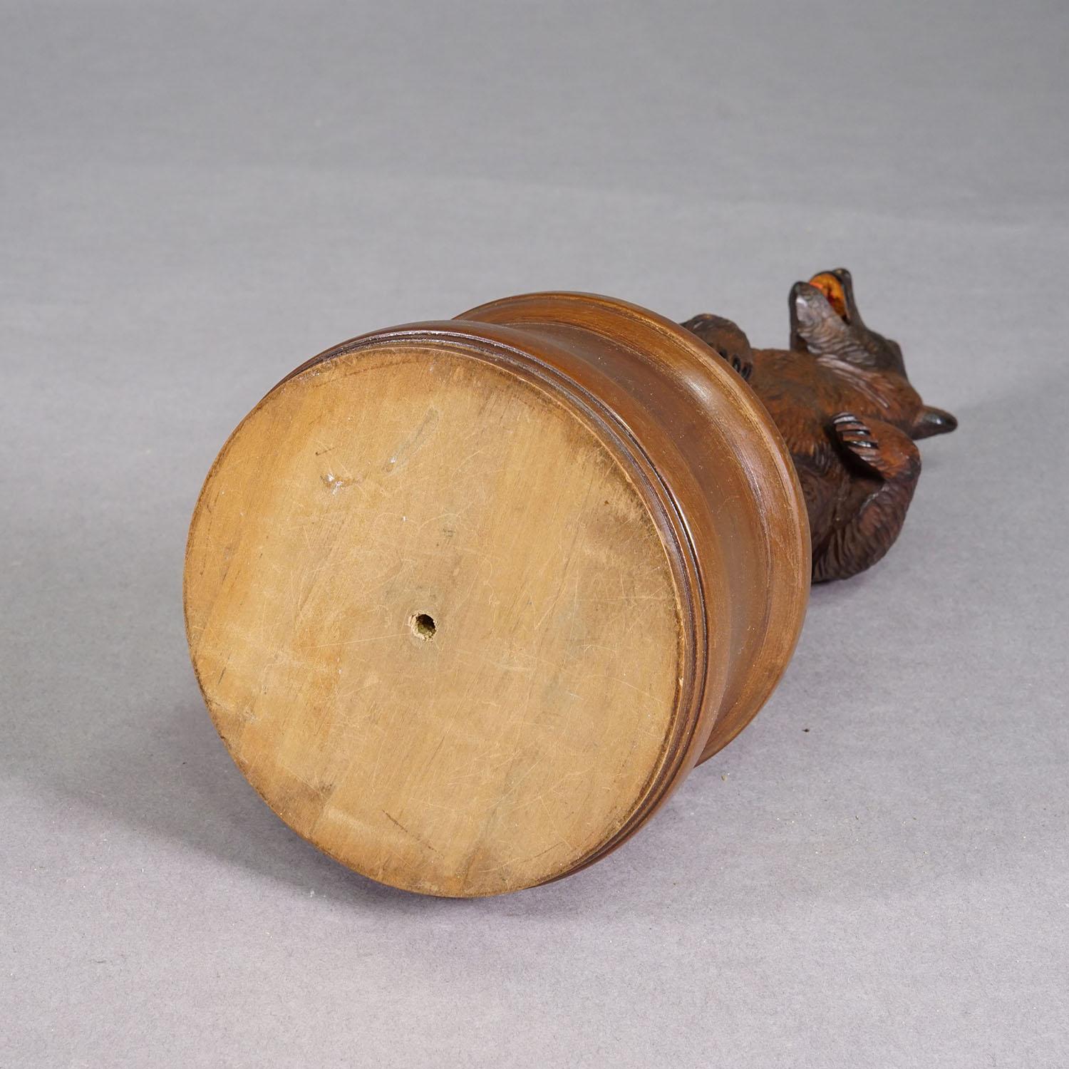 Ours de Black Forest sculpté en bois, Brienz vers 1920 en vente 1