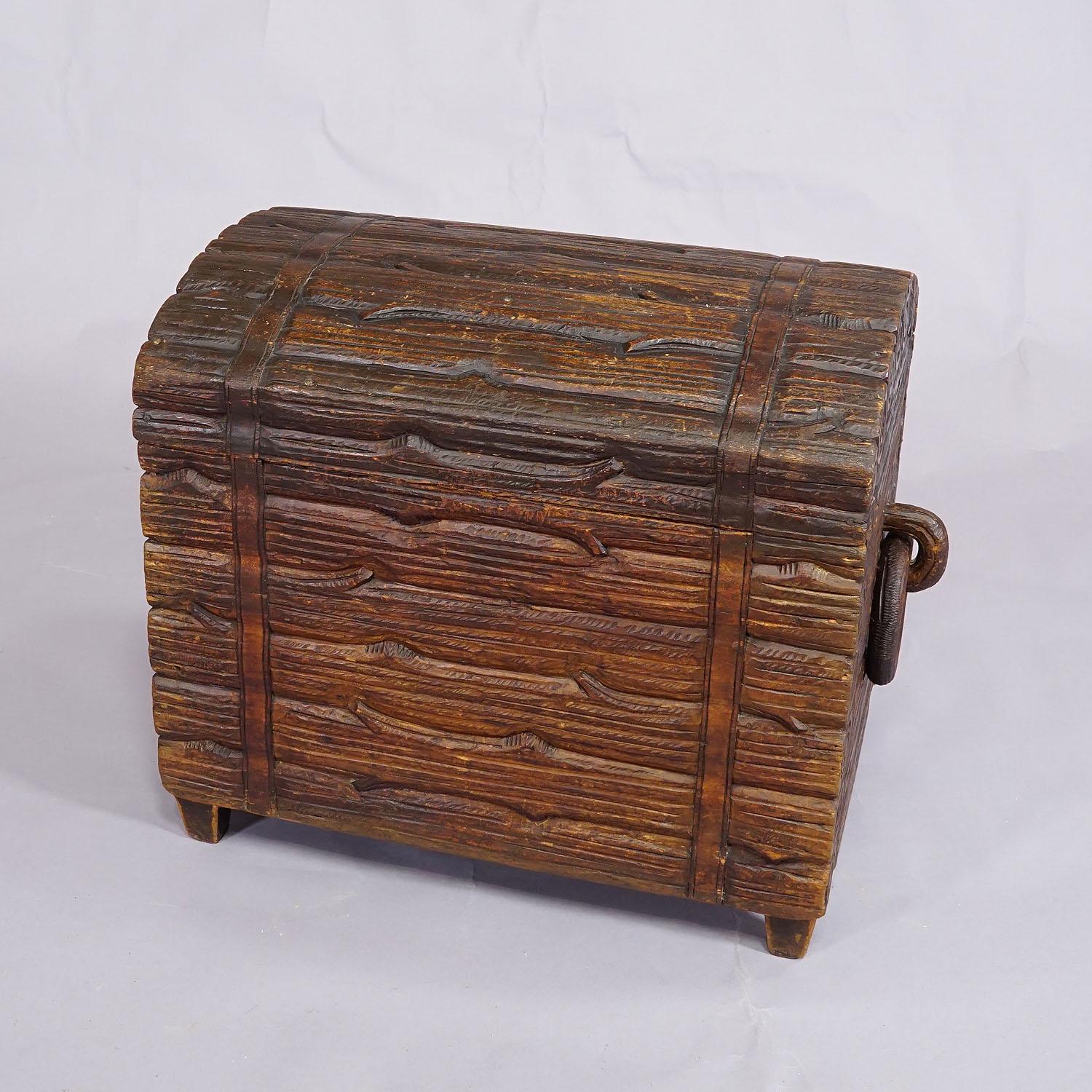 Victorian Wooden Carved Black Forest Log Box Modelled as Piled Stack of Logs For Sale
