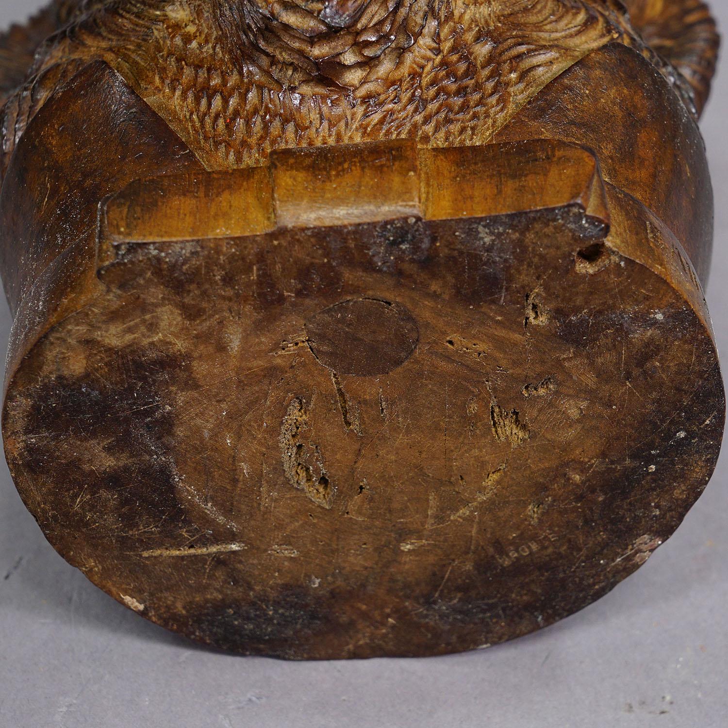 Wooden Carved Black Forest Tobacco Box Terrier Head ca. 1900 For Sale 2