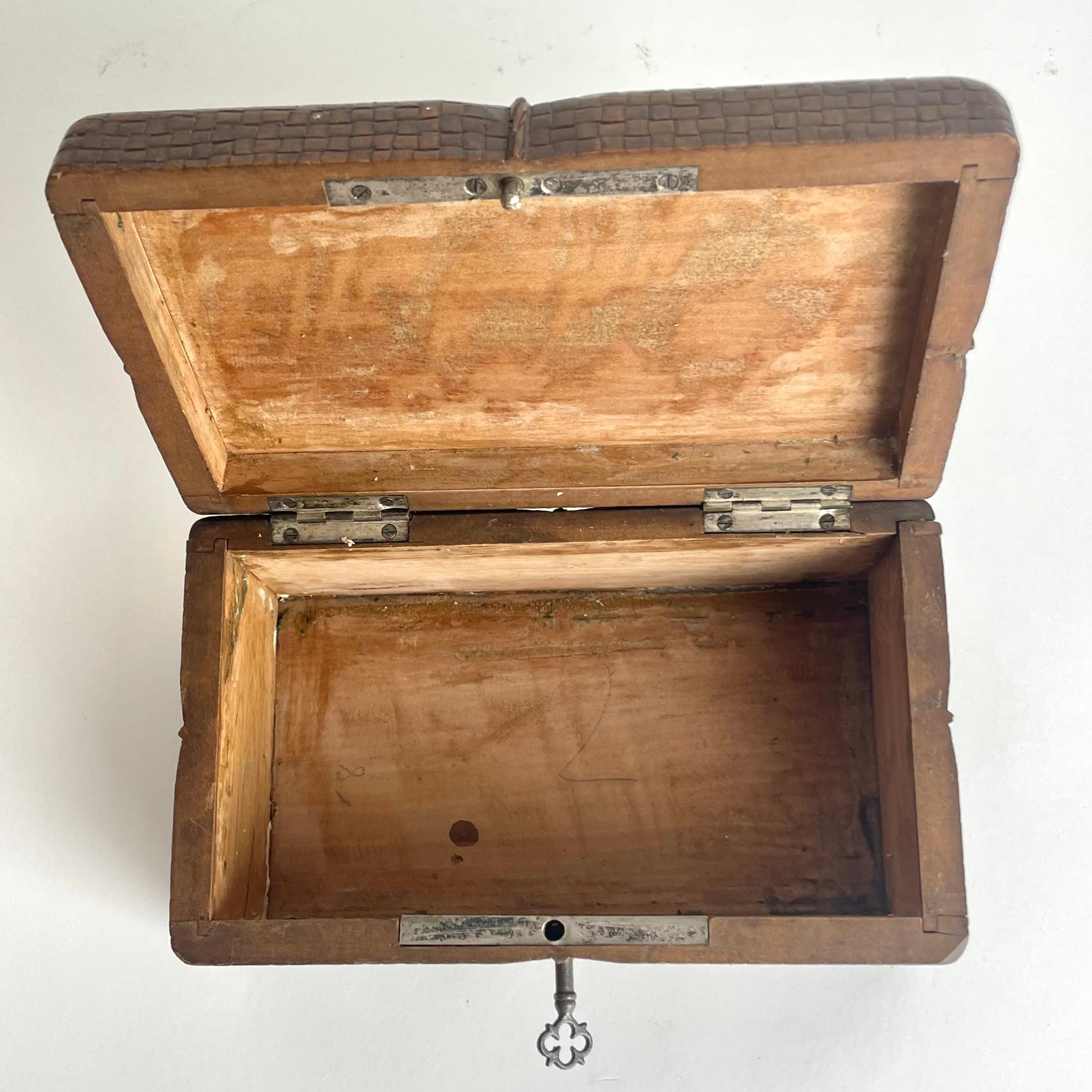Wooden carved box in the shape of a rattan box with a string. Mid-19th Century For Sale 7