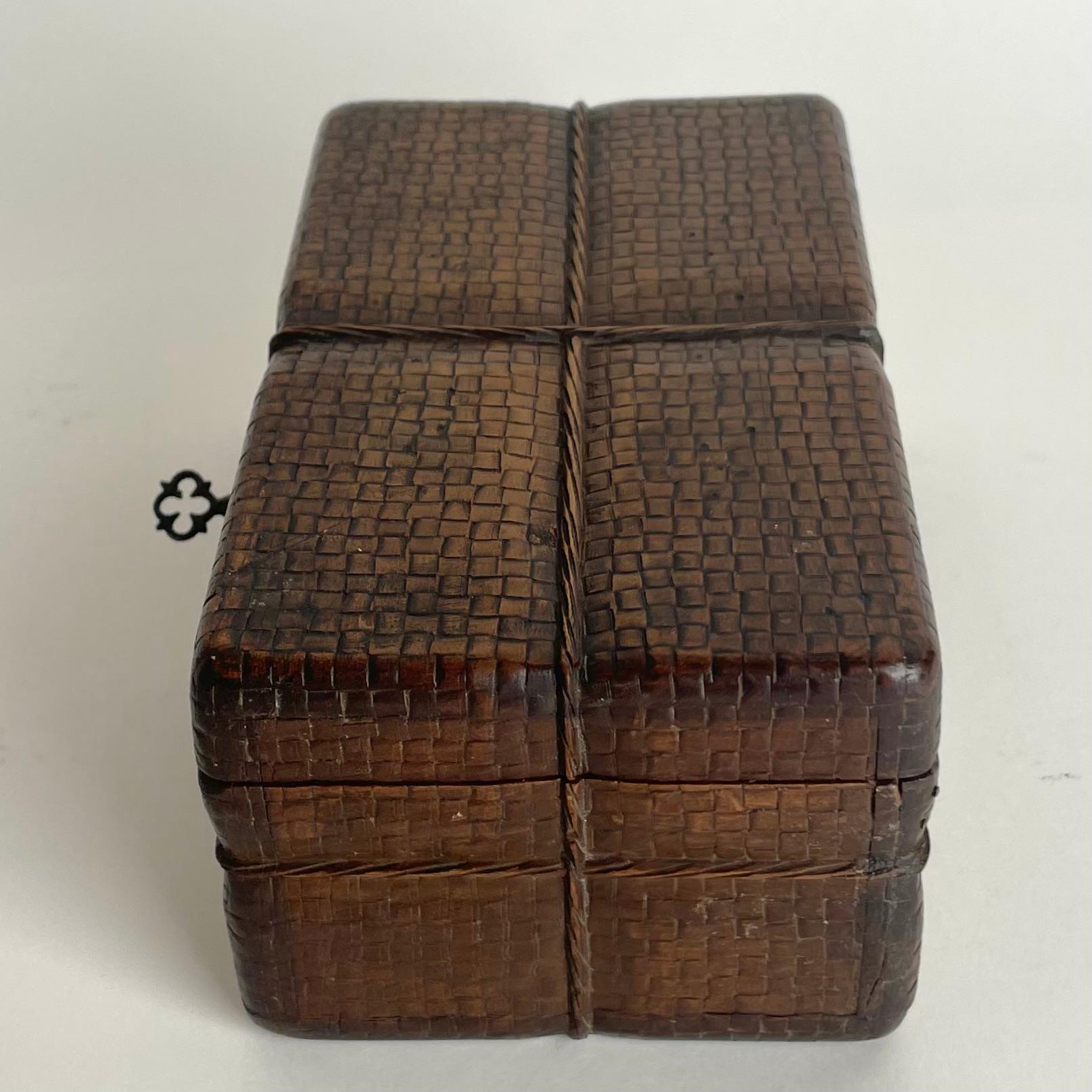 Wooden carved box in the shape of a rattan box with a string. Mid-19th Century For Sale 1