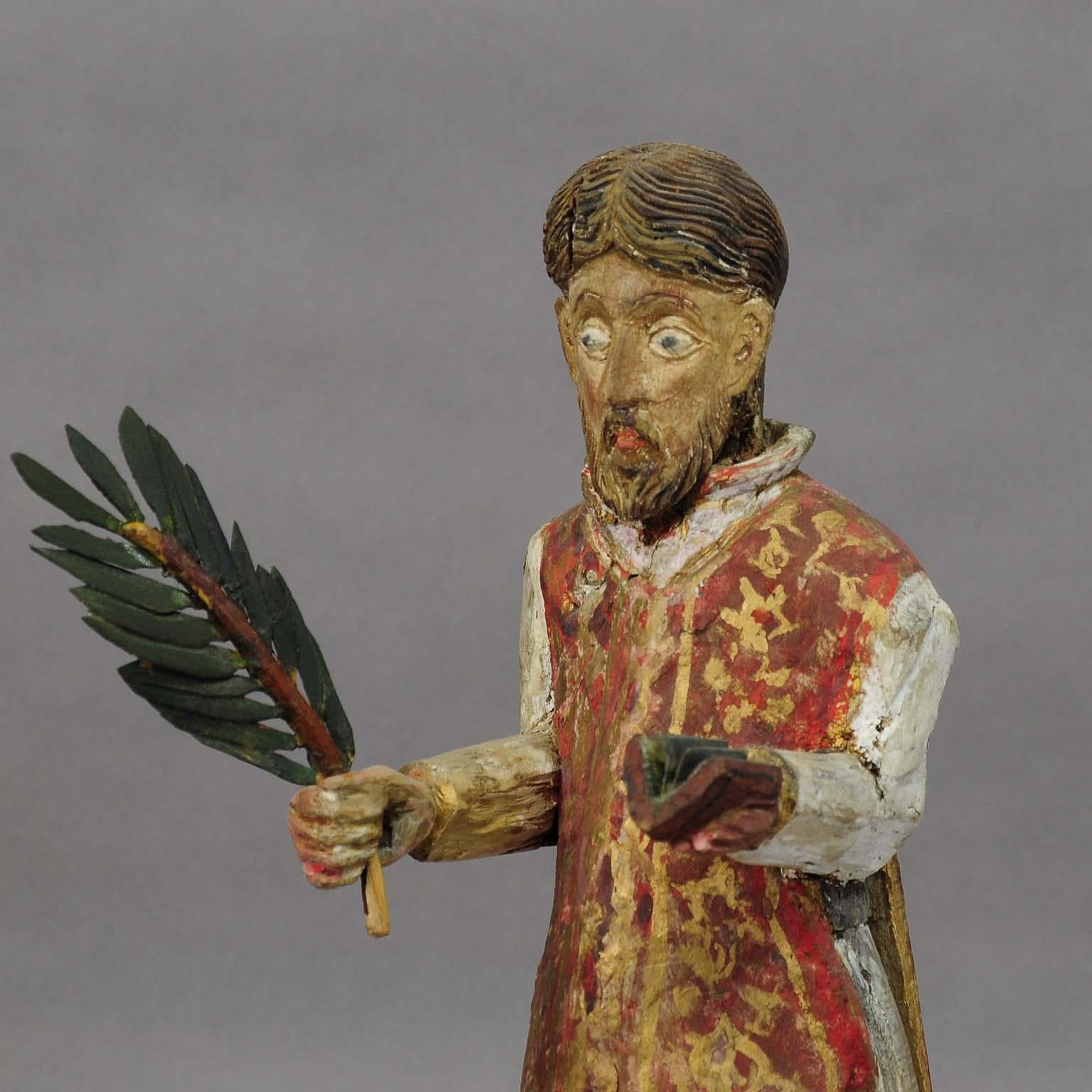Holzskulptur eines Heiligen, geschnitzt, um 1850

Eine wunderschön handgeschnitzte und handbemalte Skulptur eines Heiligen mit einem Palmzweig. Sie ist wahrscheinlich in armenischer oder georgischer Handwerkskunst um 1850