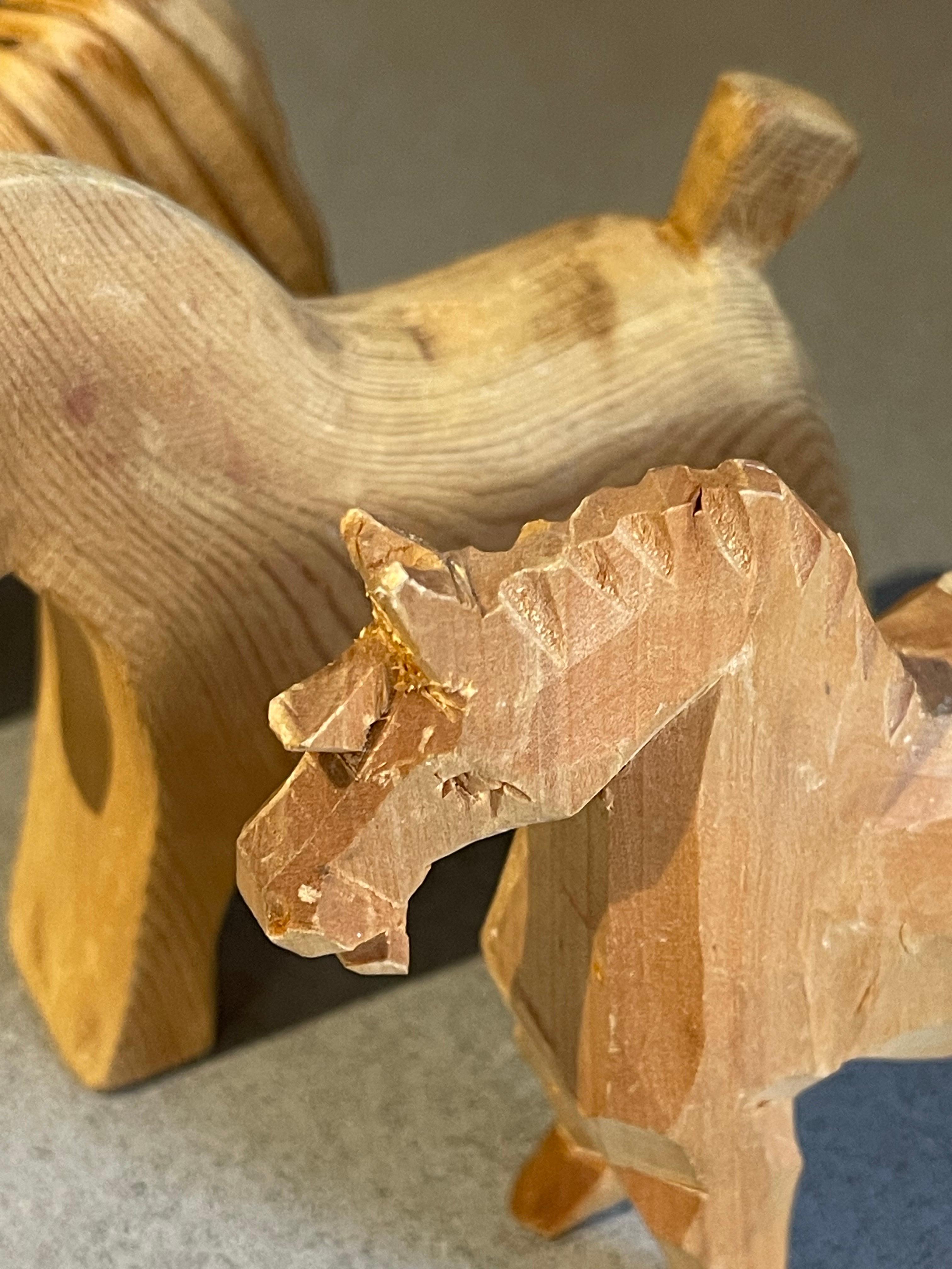 Swedish Wooden Carving Animal Sculptures A Set Of 3 Antique Decorative Horses Figurine For Sale