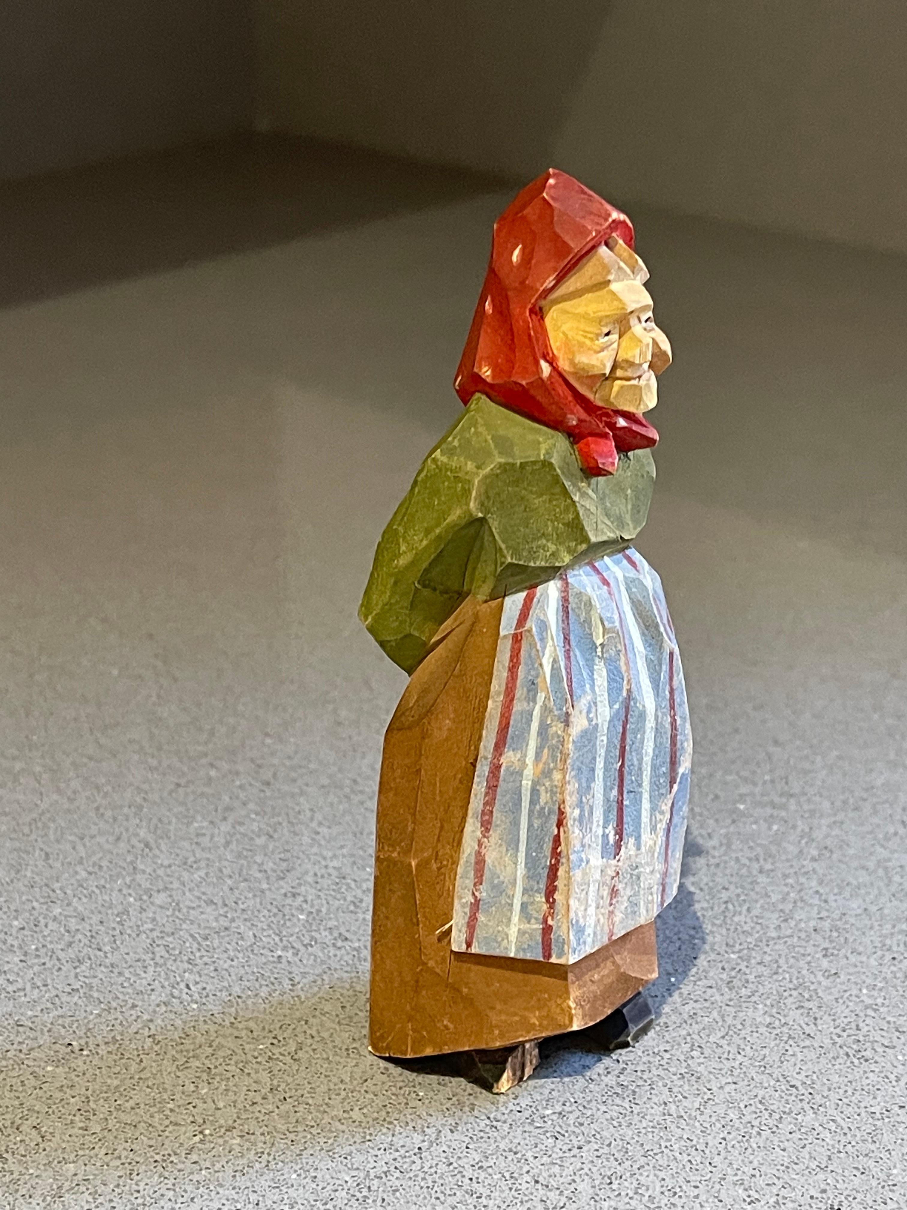 Carved Wooden Carving Human Sculpture Rustic Dressed Antique Decorative Woman Figurine For Sale