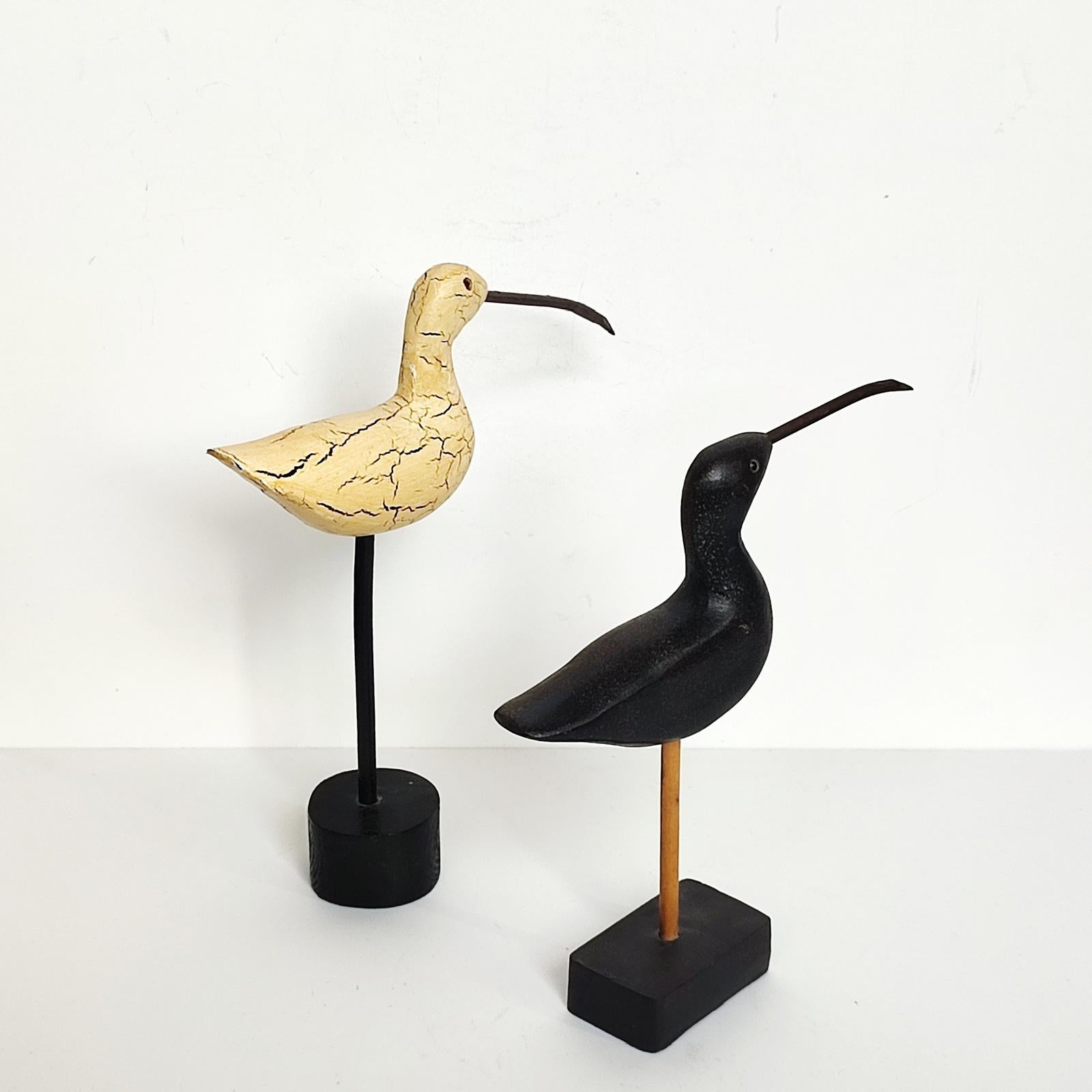 Mid-Century Modern Wooden Carving Set of Two Shorebirds Hand-crafted Figurines, Decorative Curlews For Sale